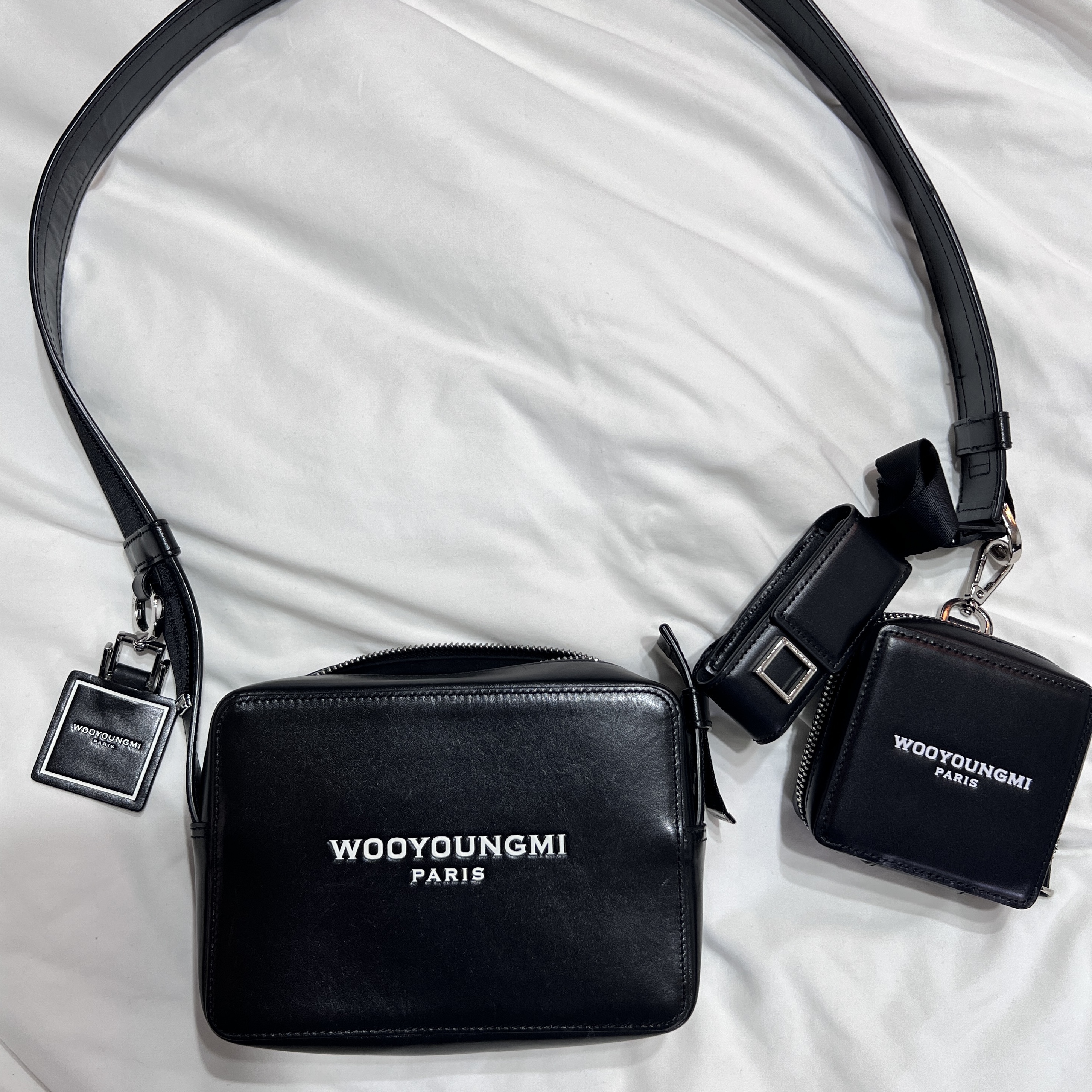 Wooyoungmi Square Mini Bag Black 착용 스타일