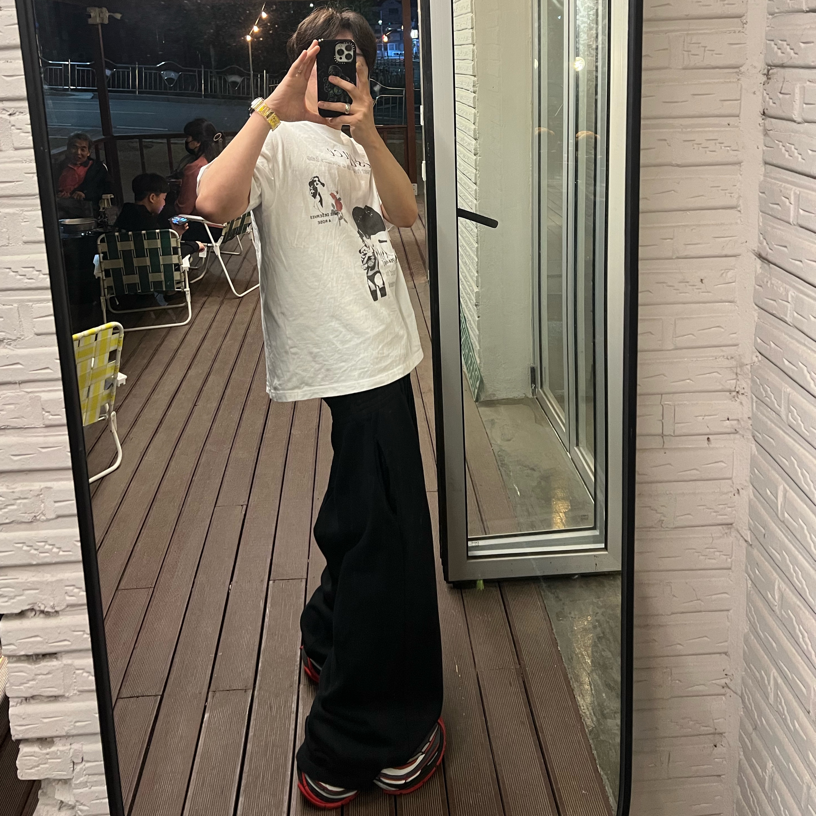 Balenciaga Layered Jogging Pants Black, Balenciaga Platform Reduced Sneakers Black Grey 착용 스타일 - 3