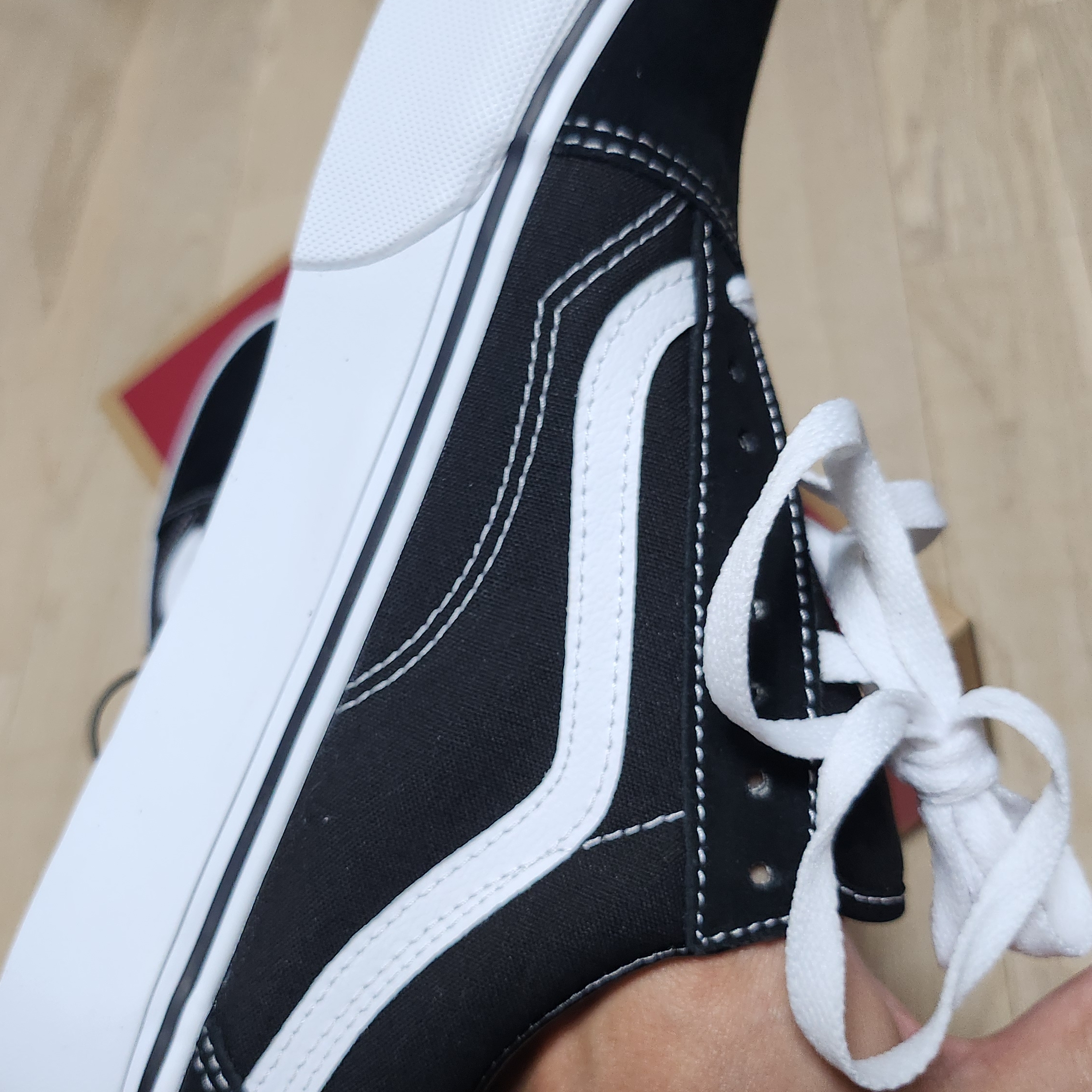Vans Old Skool Platform Black White 착용 스타일