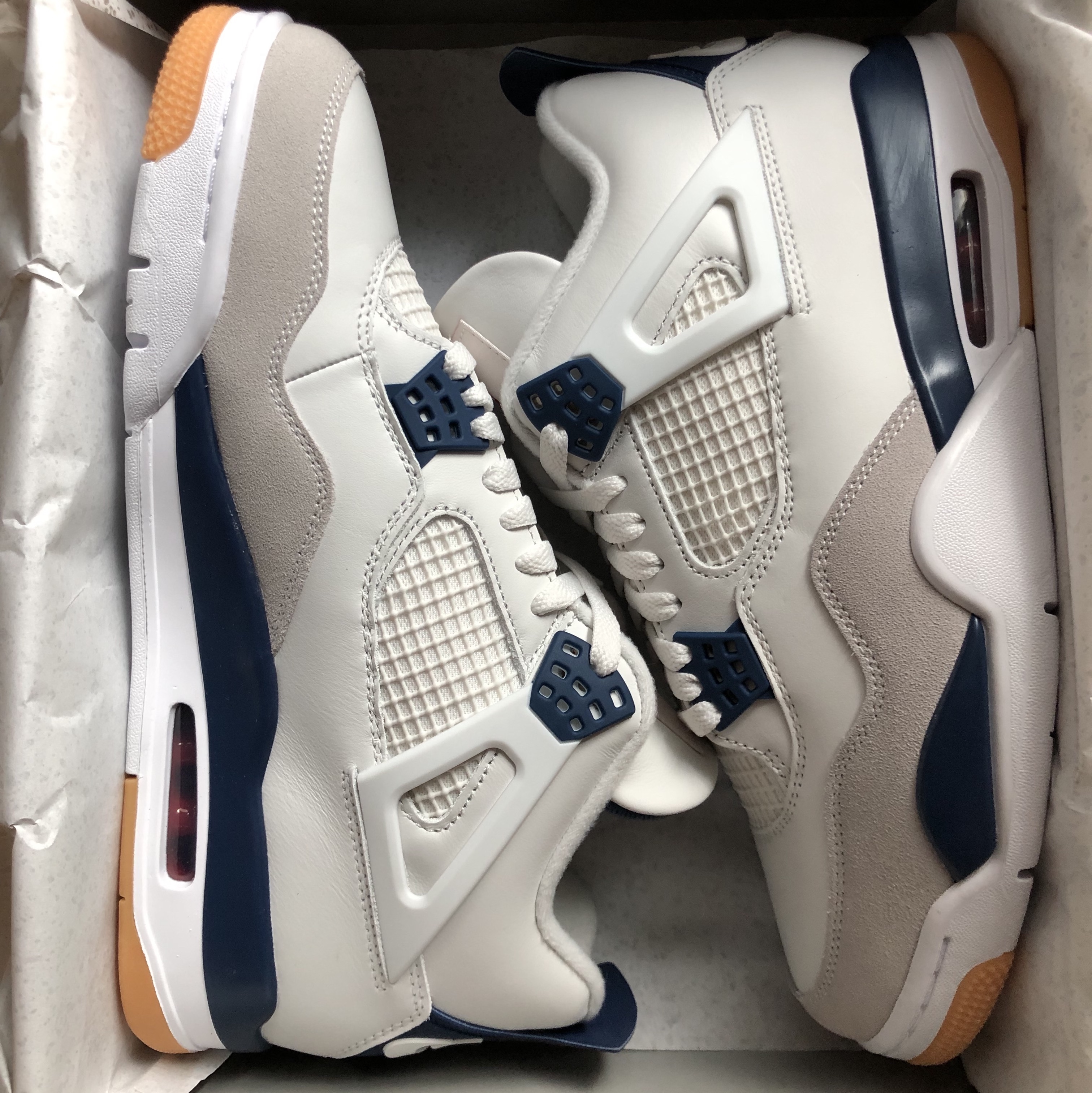 Jordan 4 x Nike SB Retro SP Navy 착용 스타일
