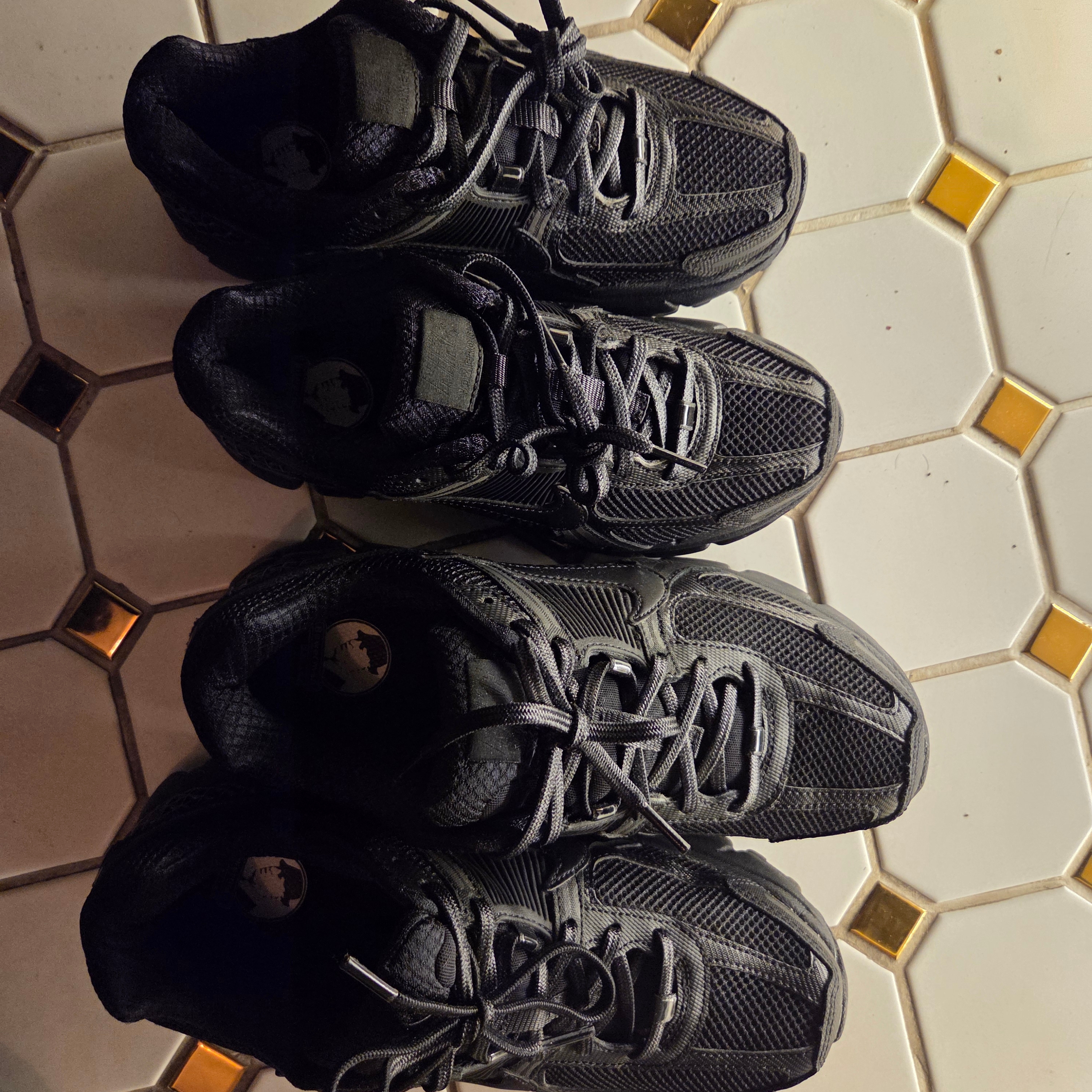 Nike Zoom Vomero 5 SP Black 착용 스타일