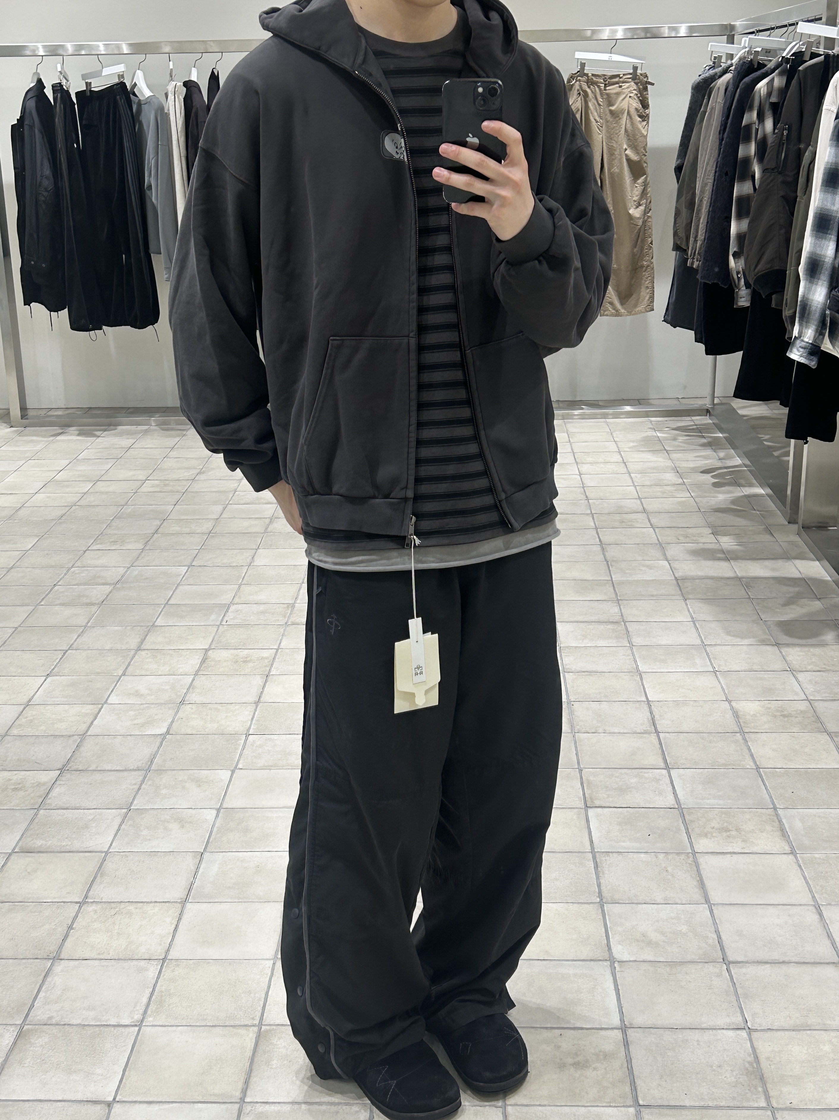 Polyteru Striped Long Sleeve Charcoal, Polyteru Human Index Human Sleeveless Gray Beige 착용 스타일
