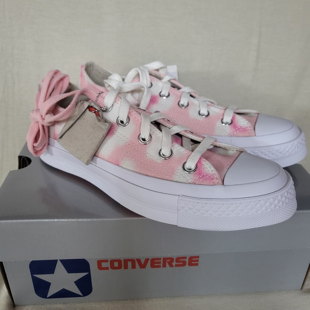 Converse x Kenzo Chuck 70 Ox Pink Cosmos Strawberry Cream 착용 스타일