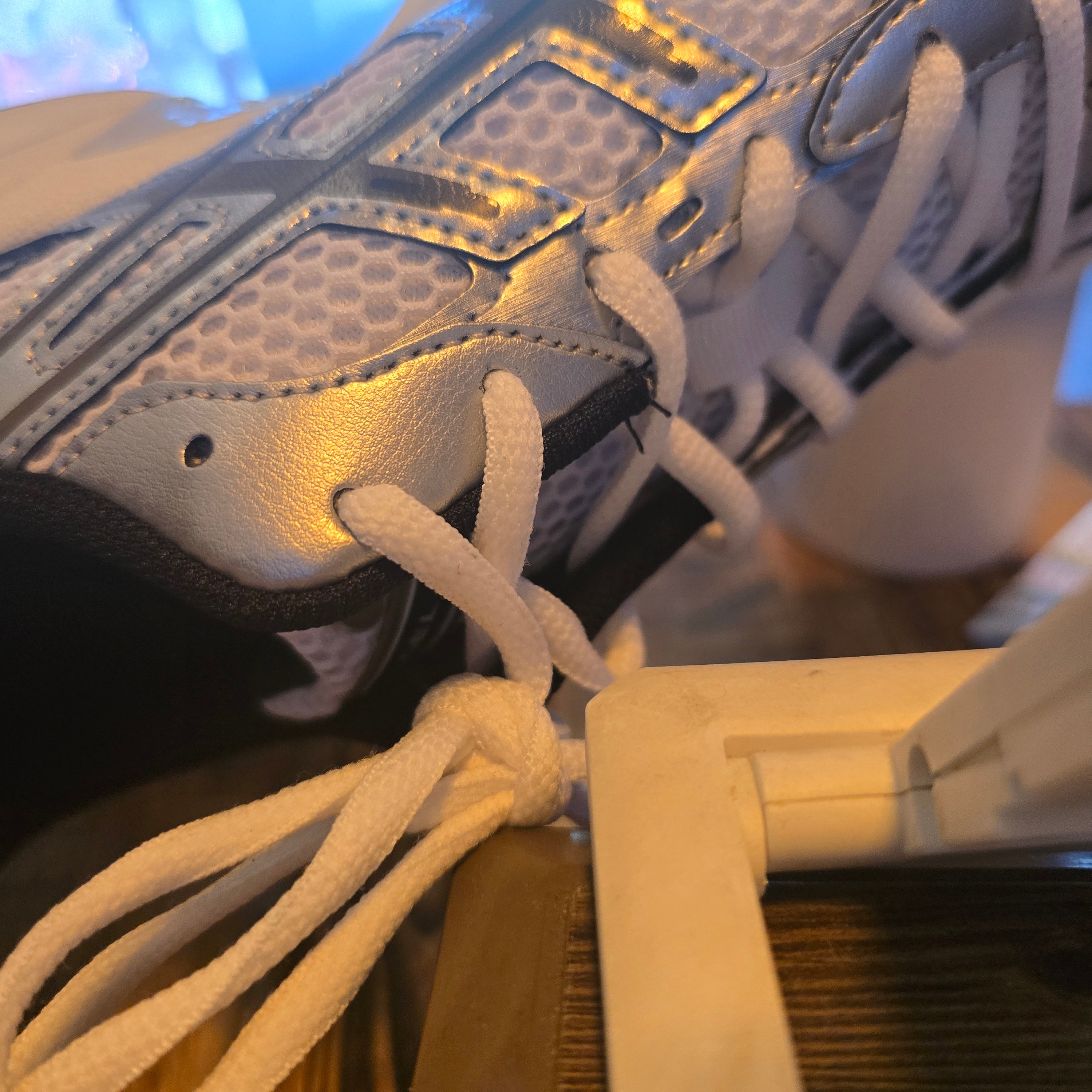 Asics Gel-1130 White Clay Canyon 착용 스타일