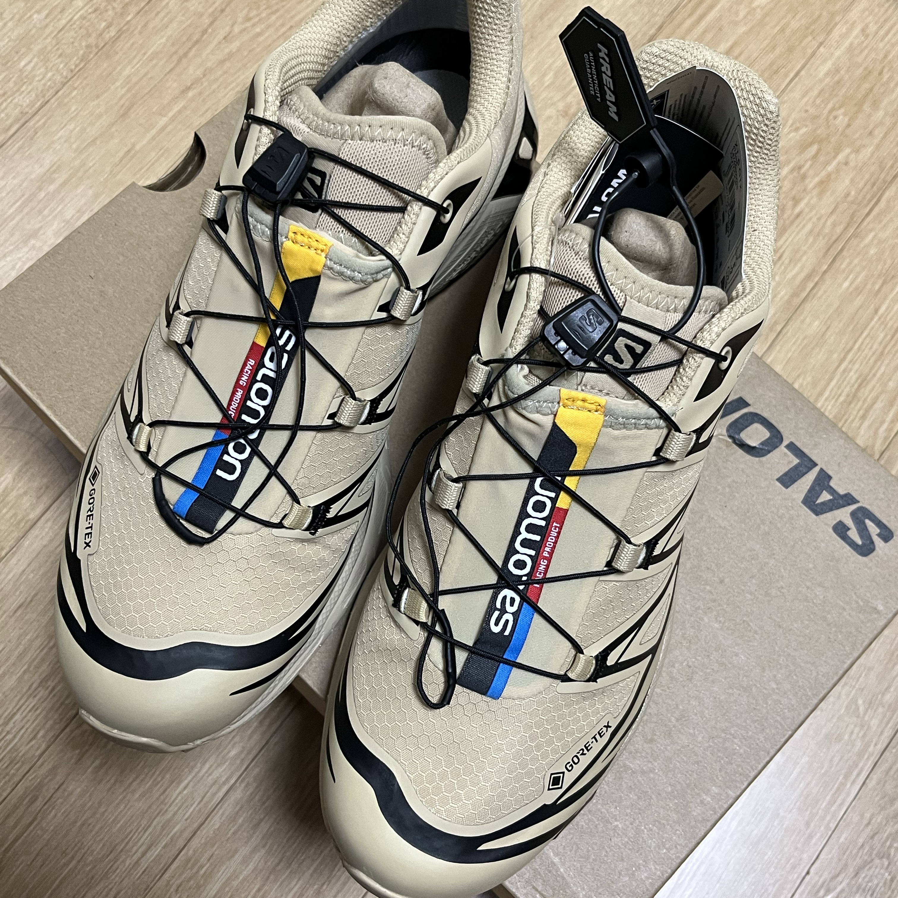 Salomon XT-6 GTX Safari Black 착용 스타일