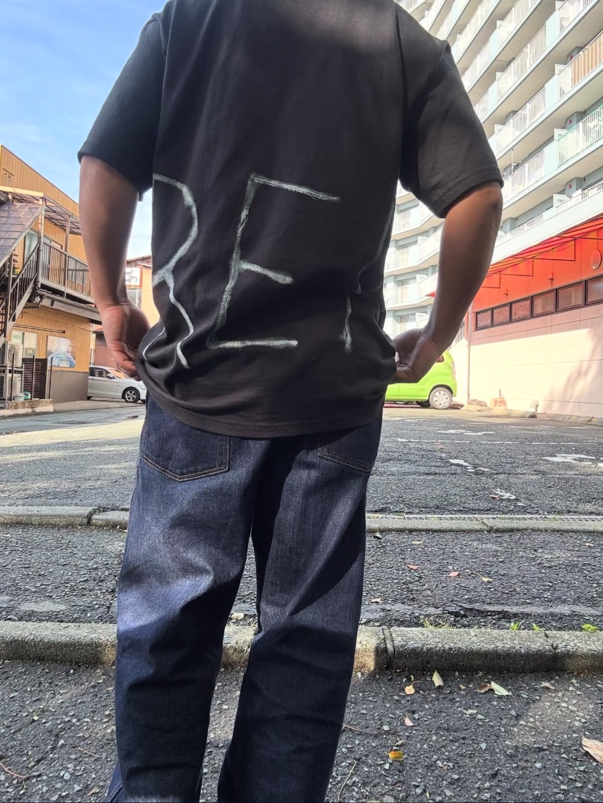 Supreme Painted T-Shirt Black - 25SS 착용 스타일 - 2