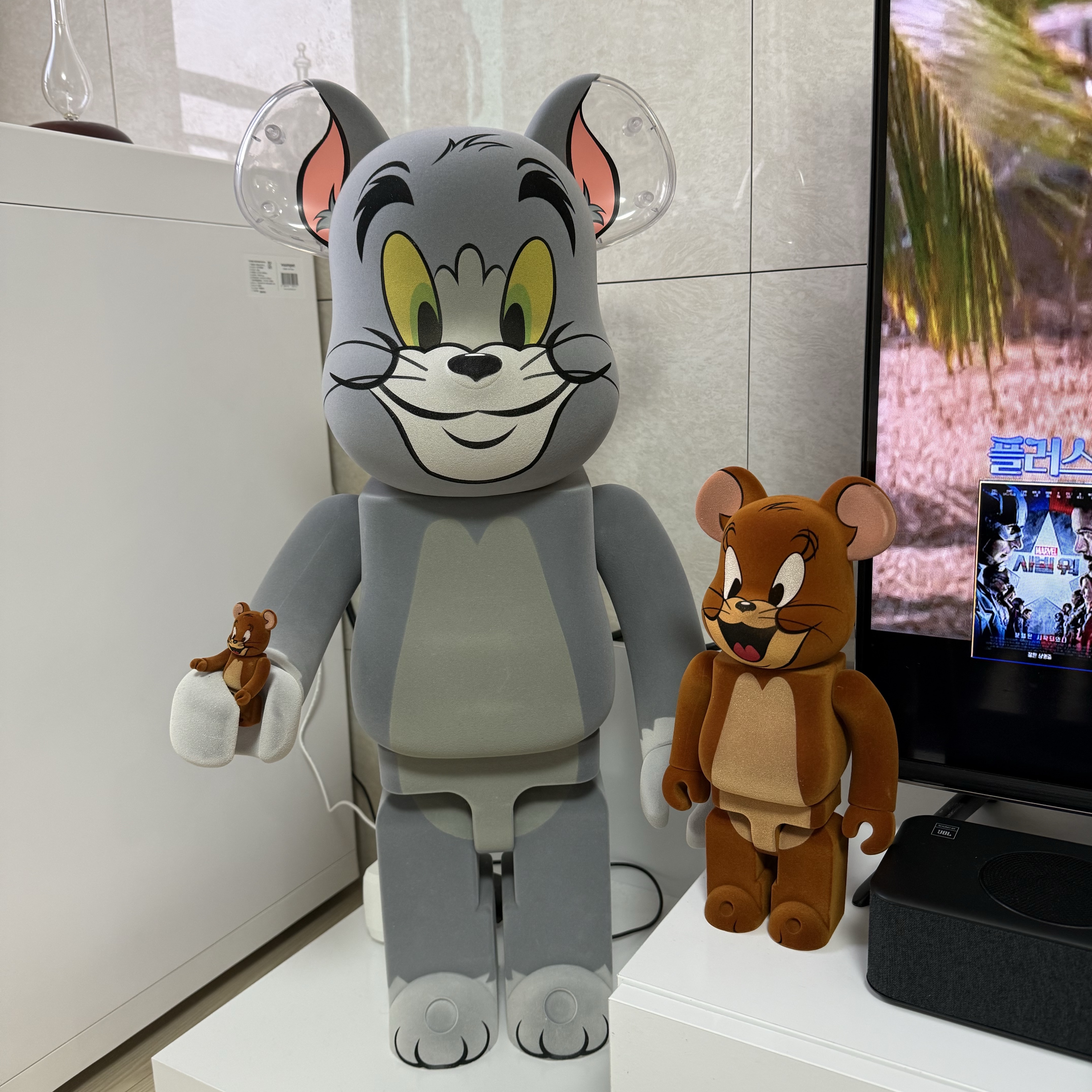 Bearbrick Tom & Jerry Jerry Flocky Ver. 100% & 400% Set 착용 스타일 - 3