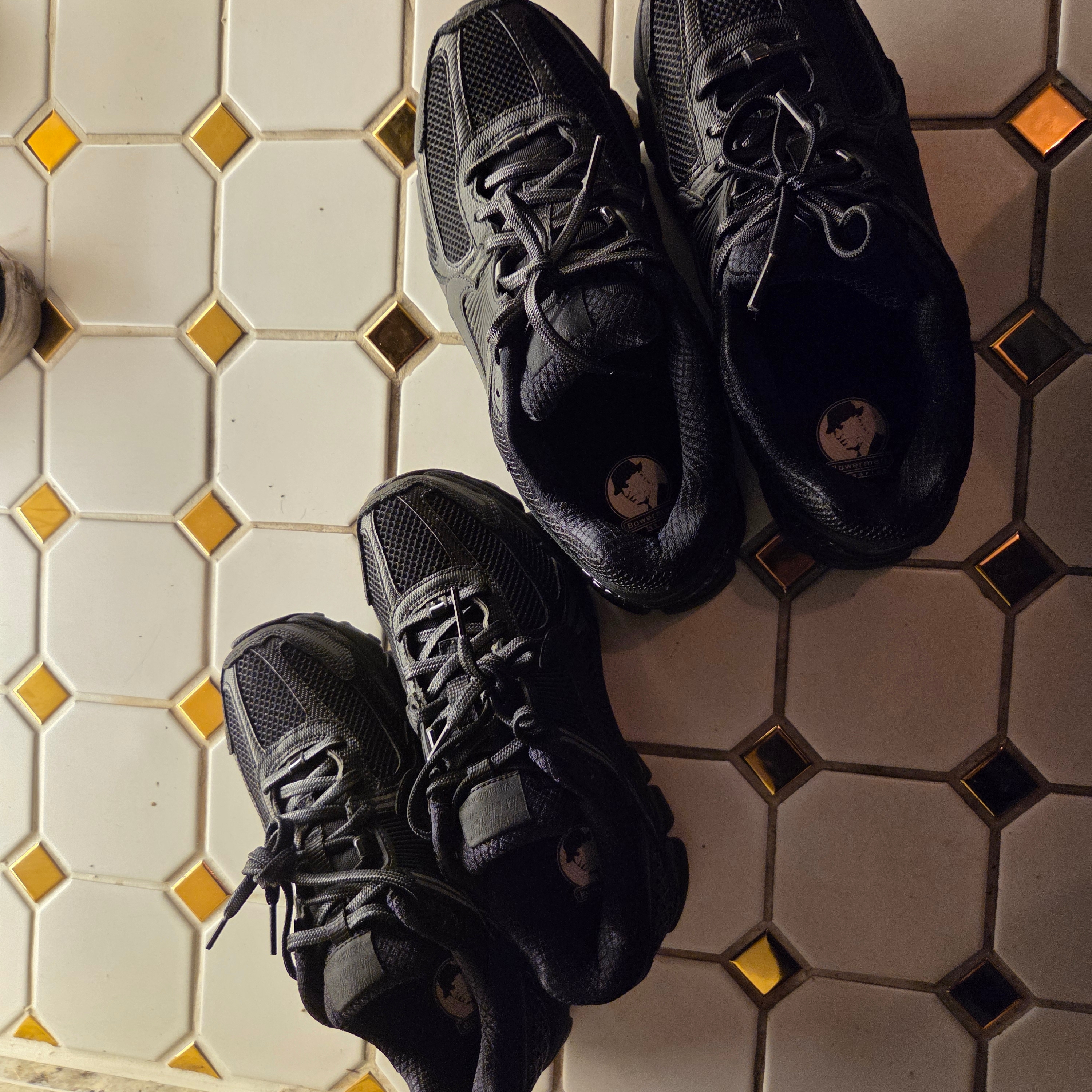 Nike Zoom Vomero 5 SP Black 착용 스타일