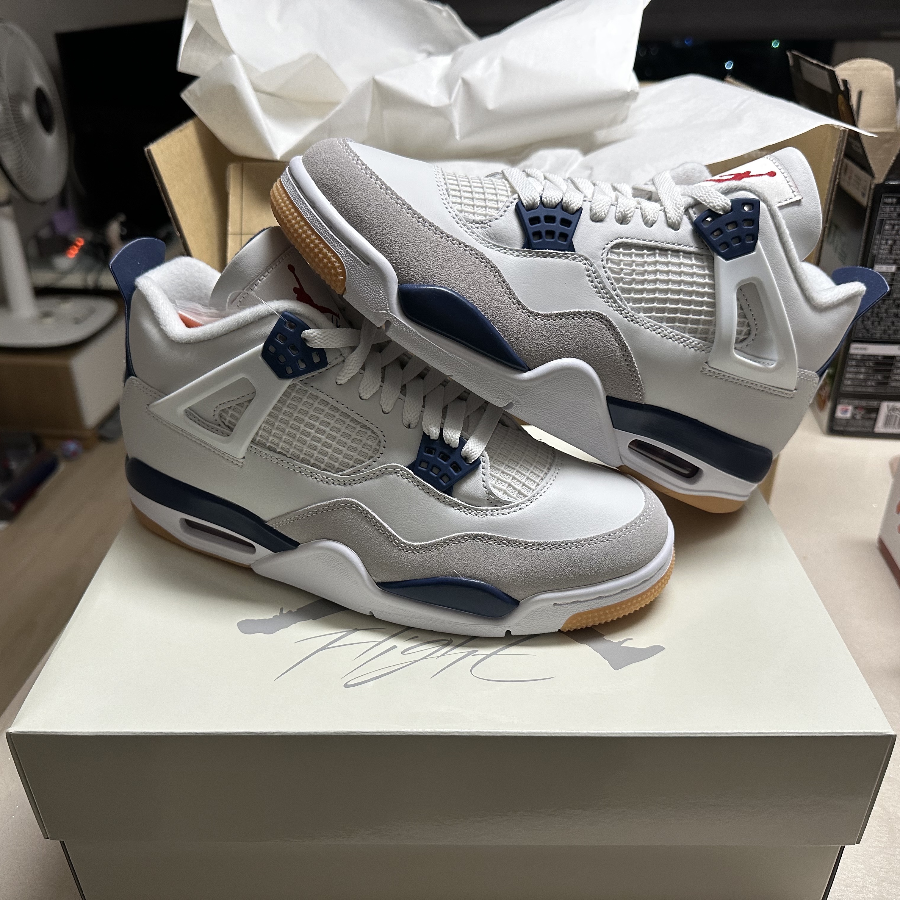 Jordan 4 x Nike SB Retro SP Navy 착용 스타일 - 1