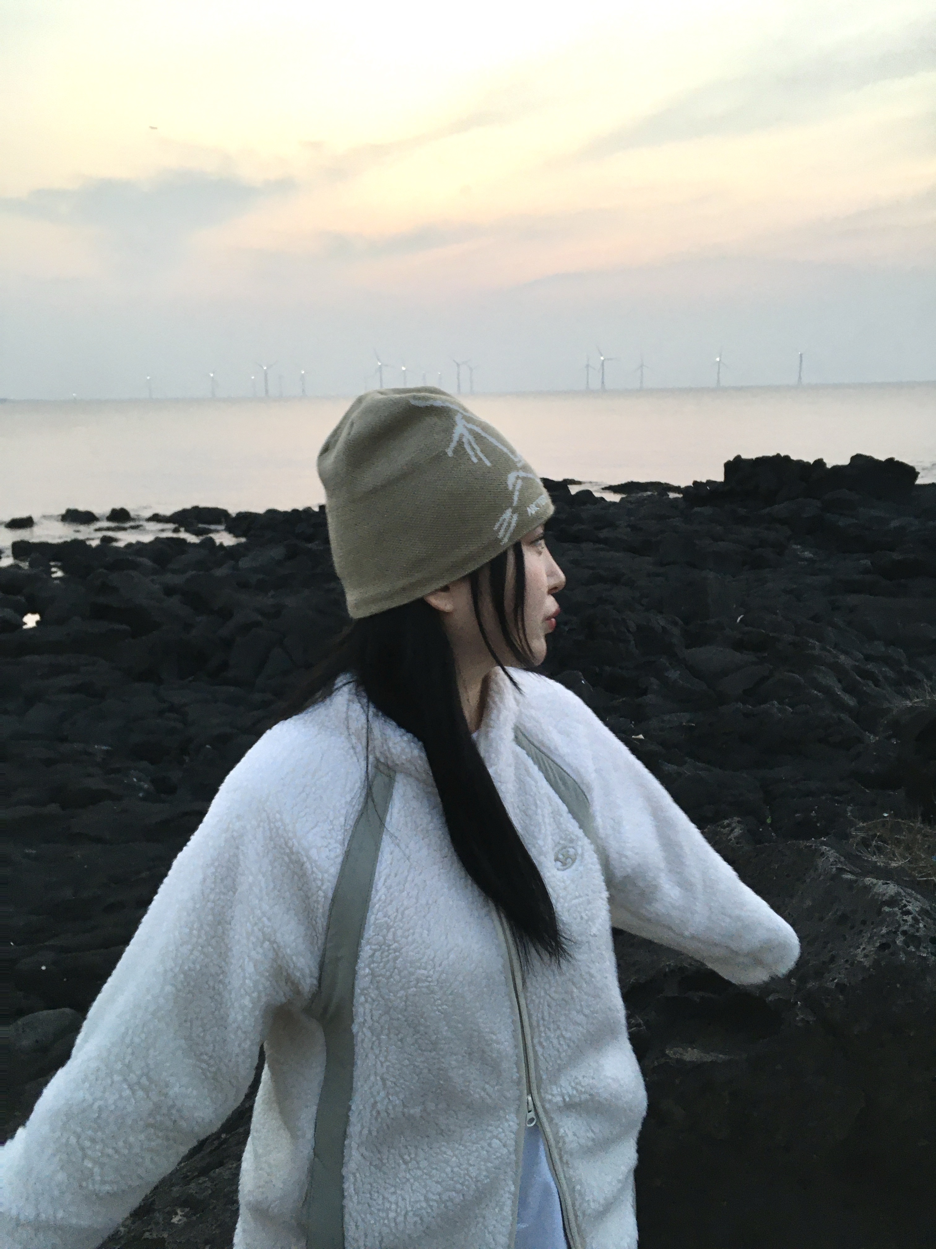 Arc'teryx Bird Head Toque Smoke Bluff, Oakley SI Gascan Matte Black Frame Prizm Black Lenses High Bridge Fit 착용 스타일 - 6