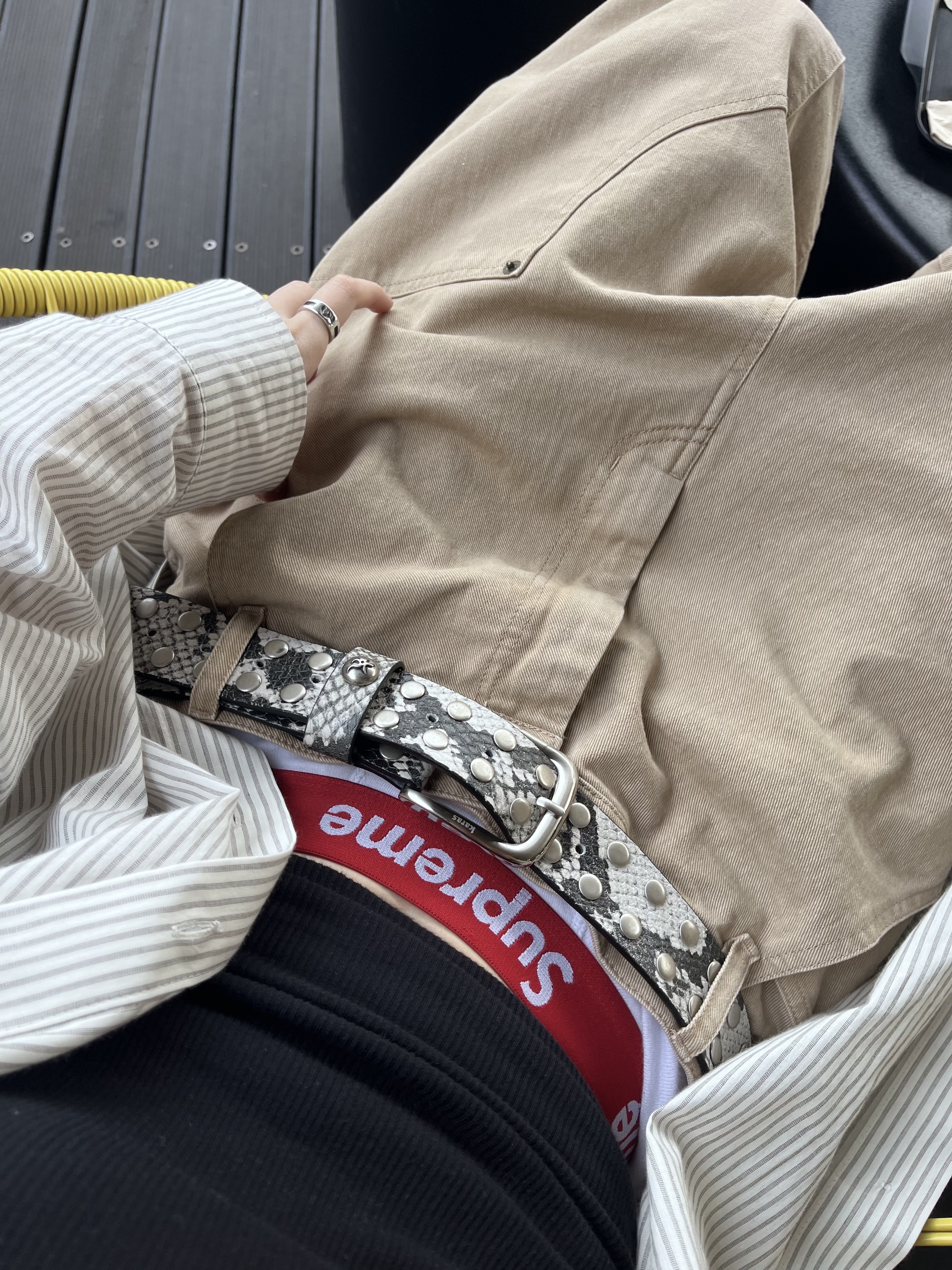 Supreme x New Era Jerseys Box Logo Black - 24FW, Aoiro Cutted Double Knee Pants Tan 착용 스타일 - 4