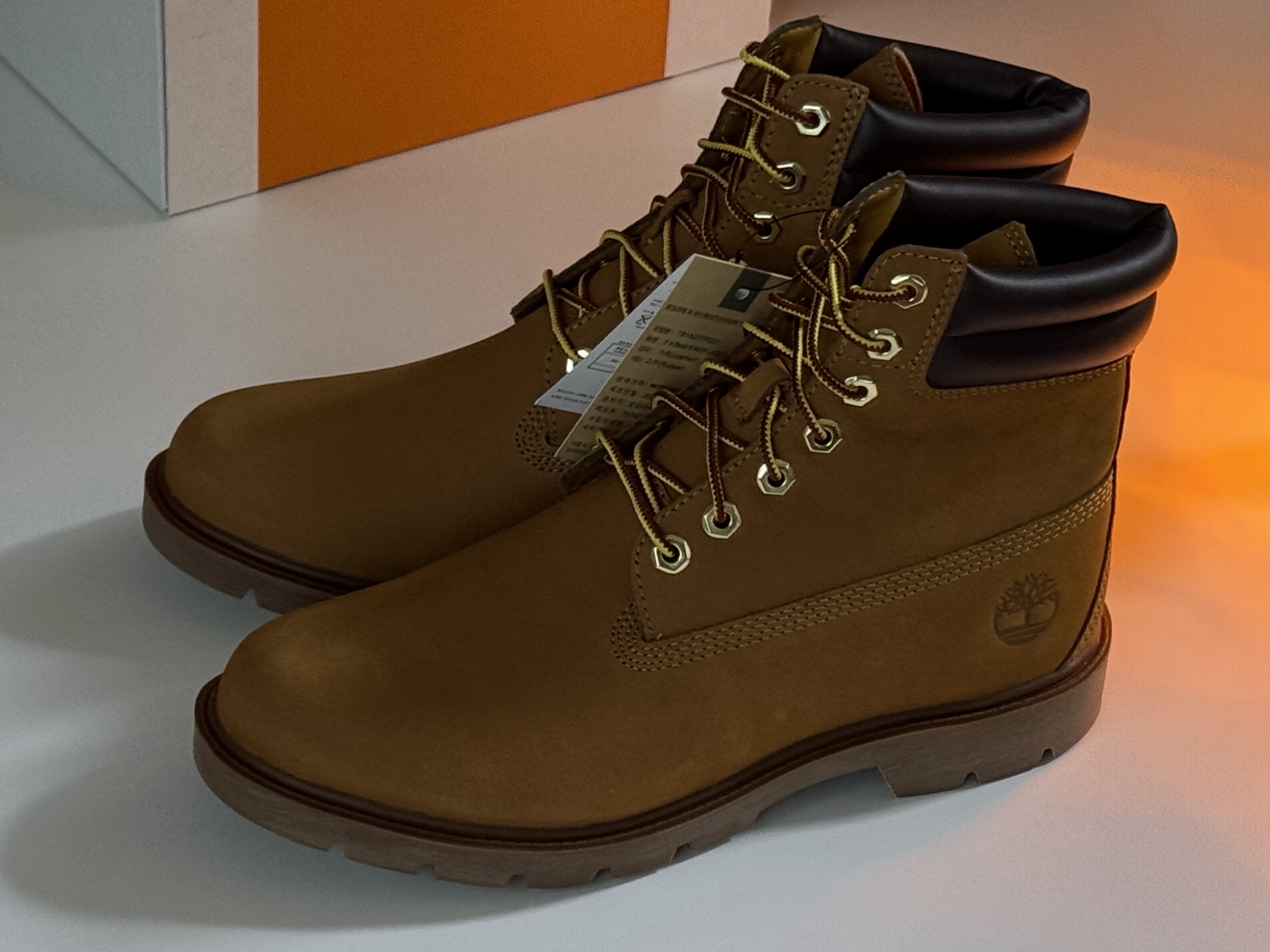Timberland 6 Inch Laceup Basic Boots Wheat Brown - Wide 착용 스타일 - 5