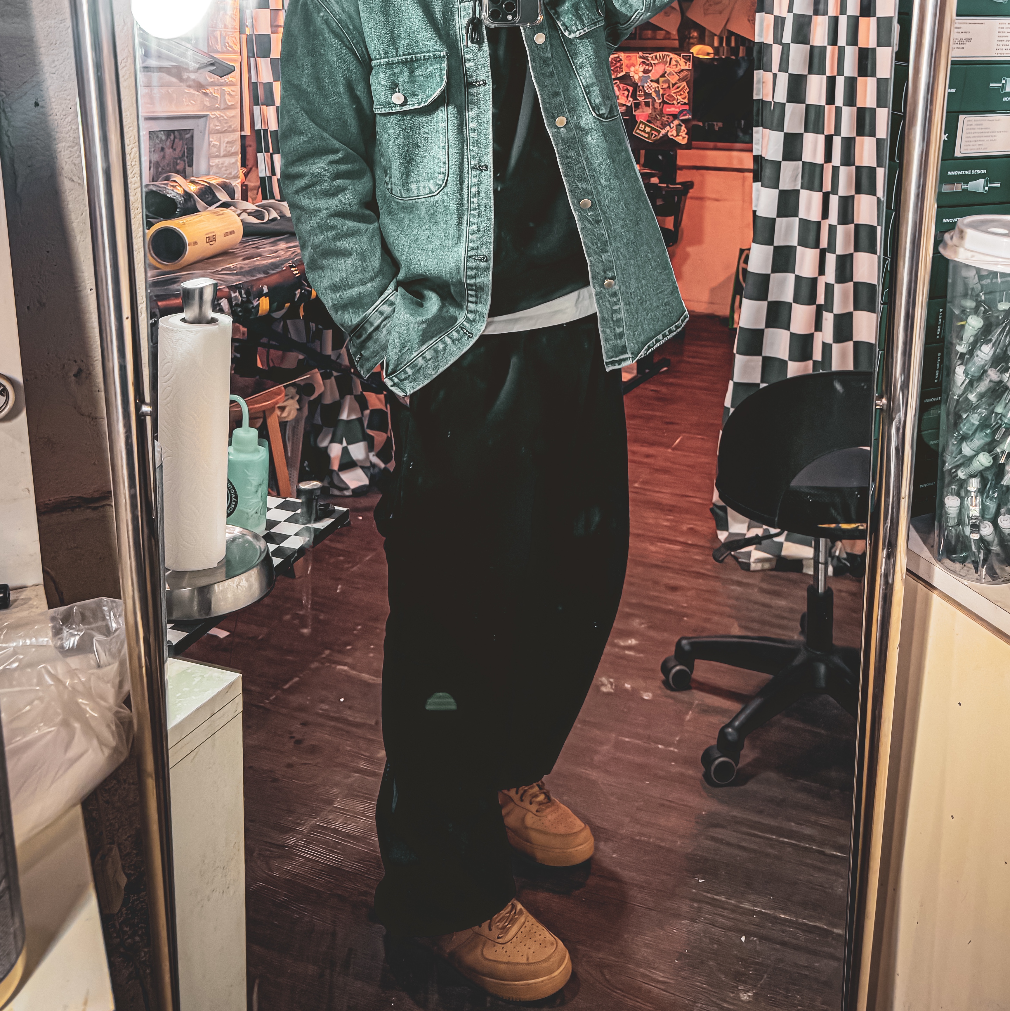 Nike Air Force 1 '07 WB Flax 착용 스타일