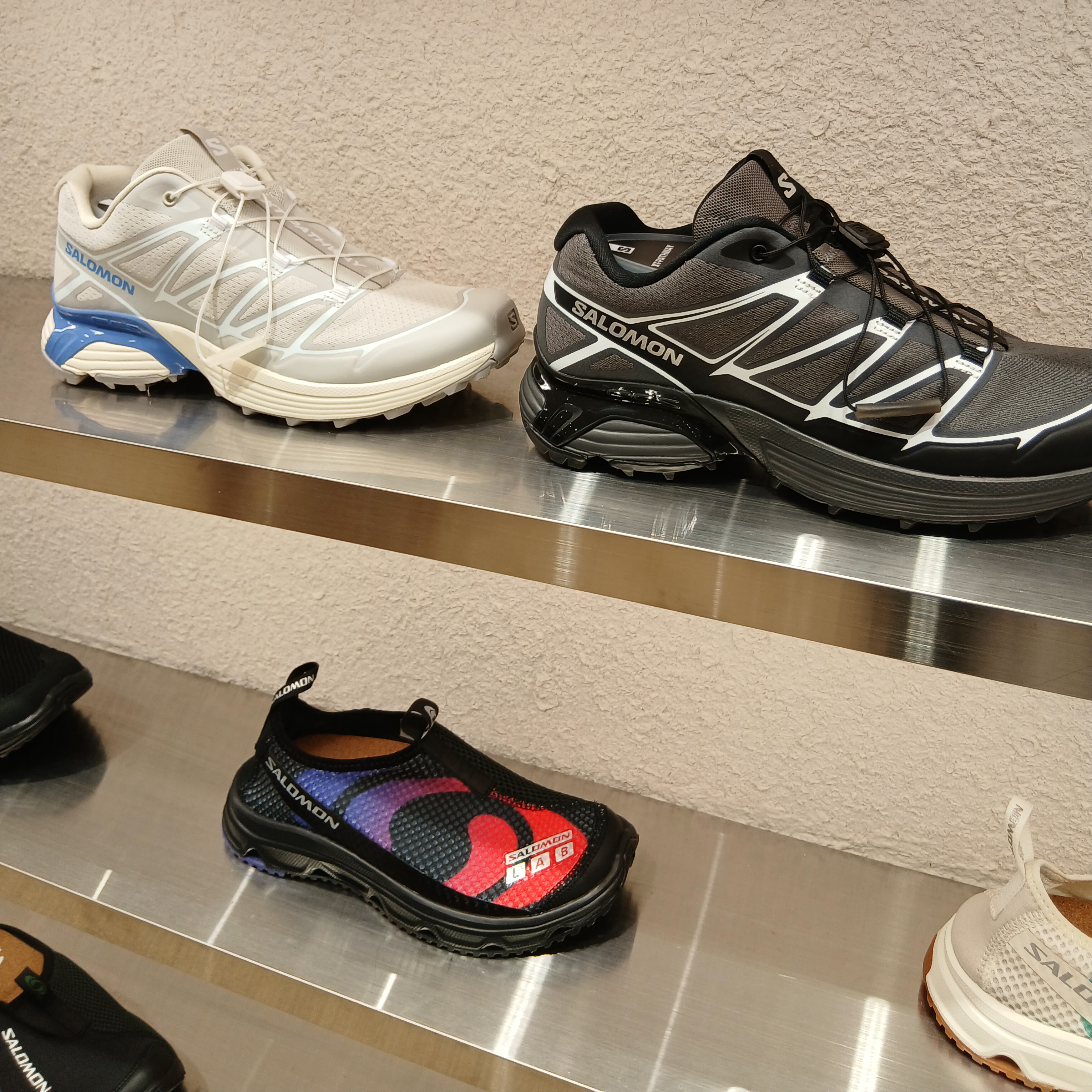살로몬 XT-6 고어텍스 블랙 에보니, 살로몬 XT-6 고어텍스 블랙 실버 착용 스타일 - 7