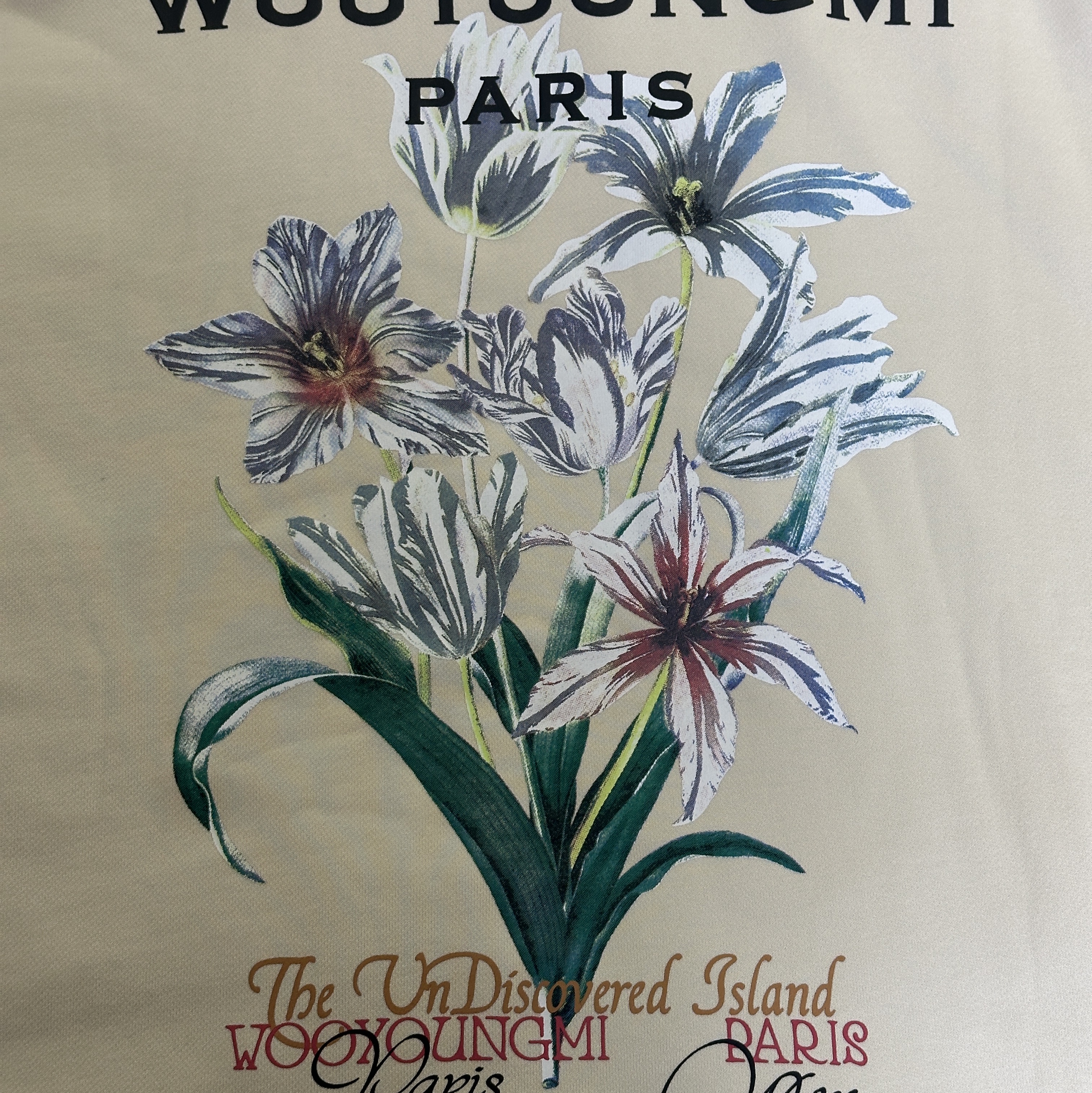 Wooyoungmi Palm Hooded T-Shirt Black - 25SS, Wooyoungmi Flower Back Logo Hooded T-Shirt White - 23FW 착용 스타일 - 9