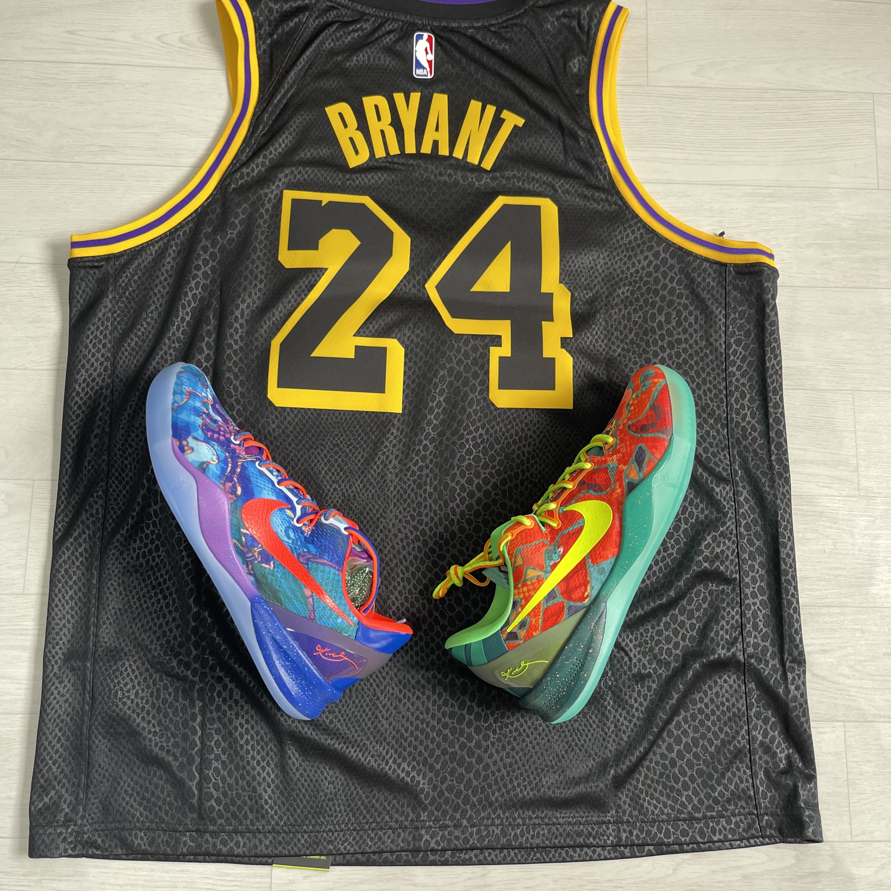 Nike Kobe 8 Protro What the Kobe, Nike Kobe Bryant LA Lakers City Edition Swingman Jersey Black (FN7297-010) 착용 스타일 - 5