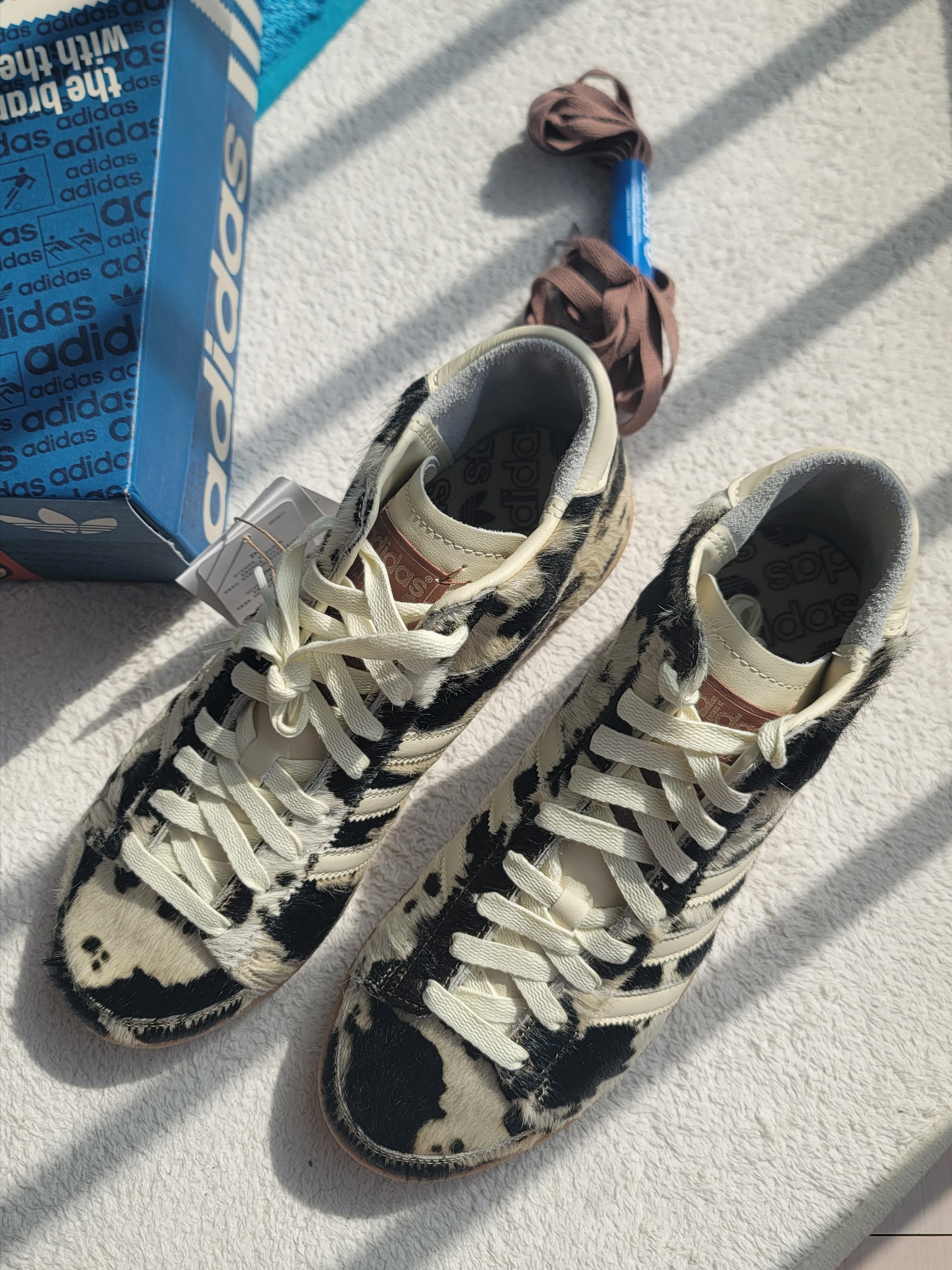 Adidas Jabbar OG High Off White Orbit Grey 착용 스타일 - 1