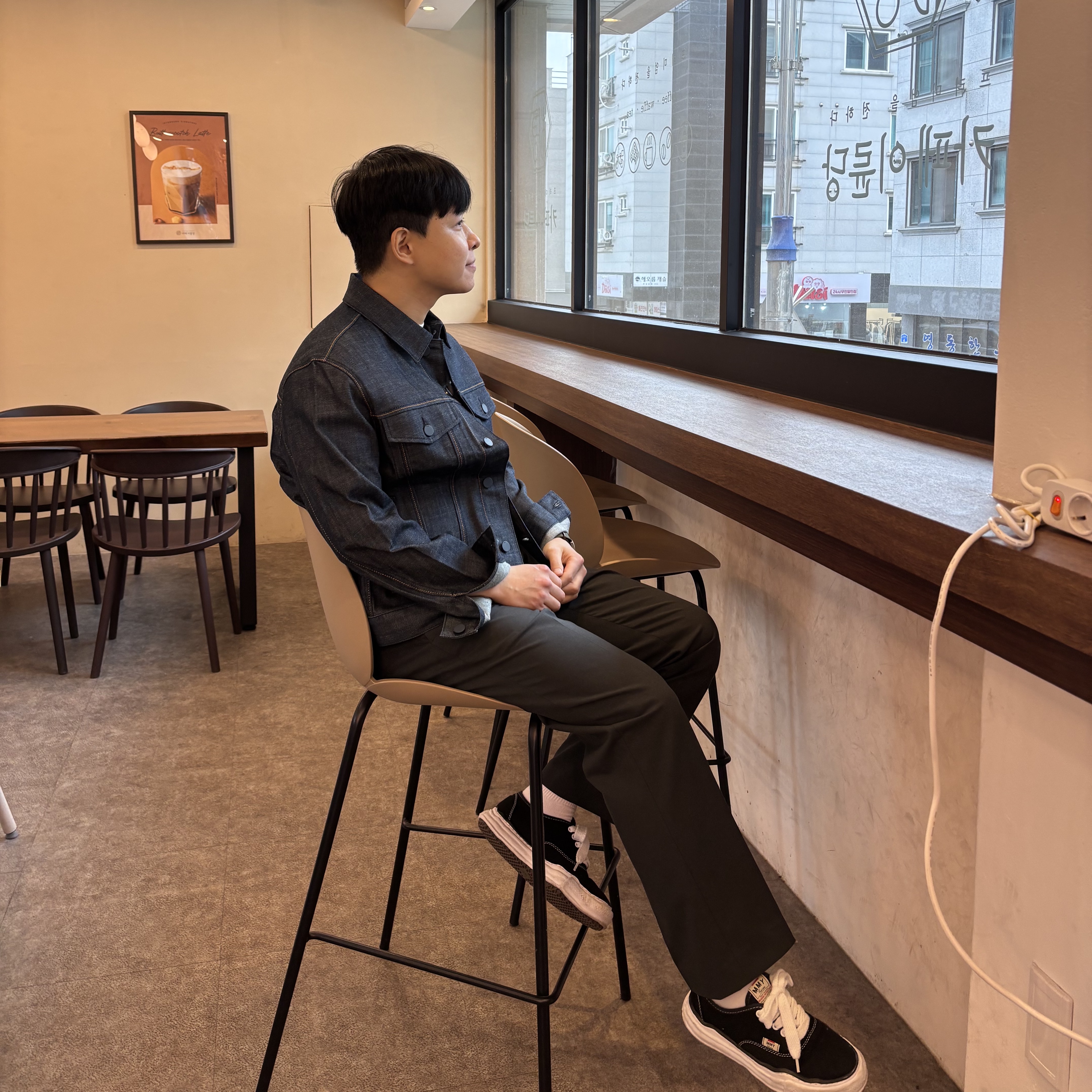 Maison Mihara Yasuhiro Baker OG Sole Canvas Low Cut Sneakers Black, Hamilton Khaki Field Mechanical 38mm Nato Strap Green Black 착용 스타일