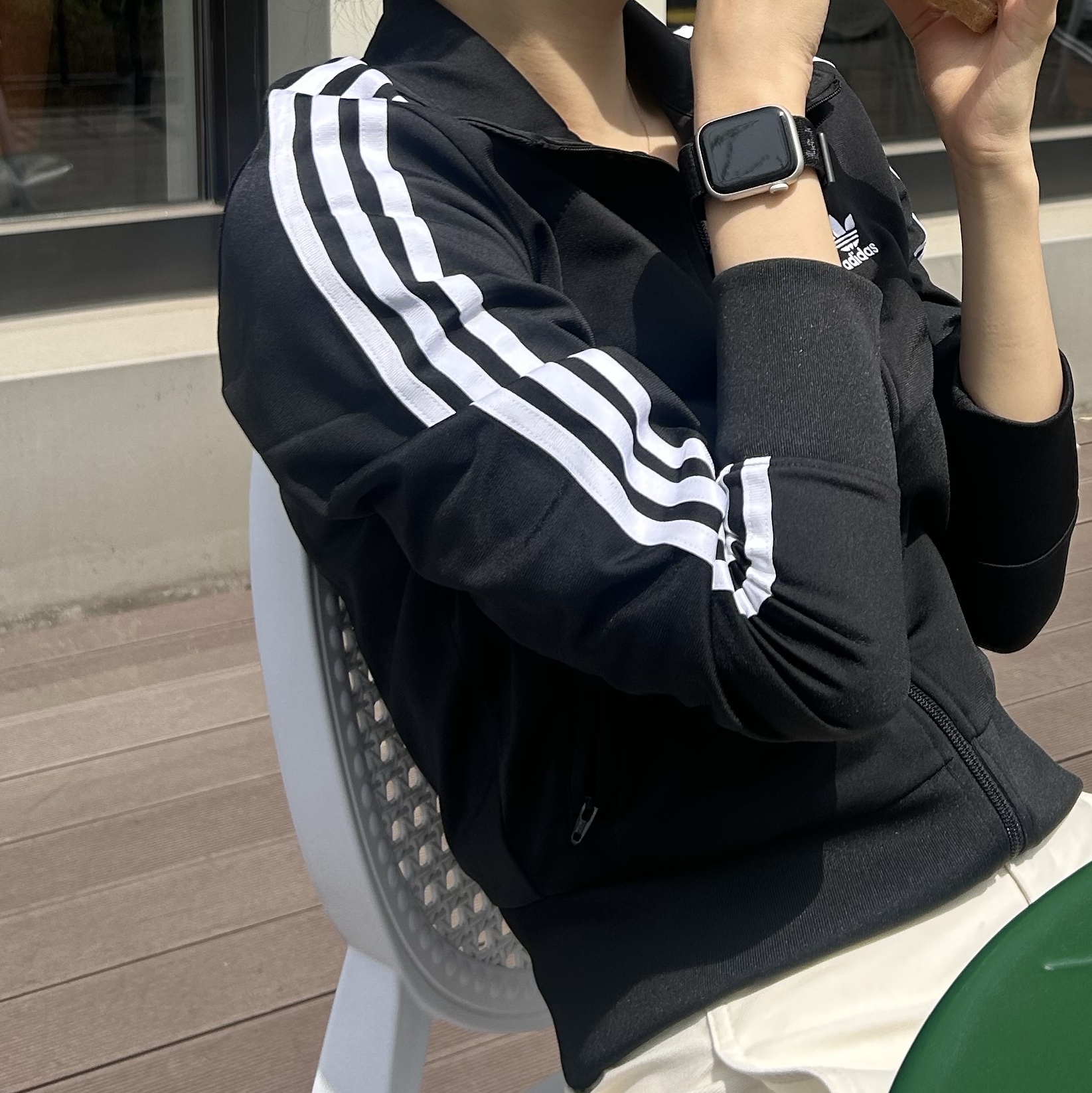 (W) Adidas Adicolor Classic Firebird Track Top Black - KR Sizing 착용 스타일 - 2
