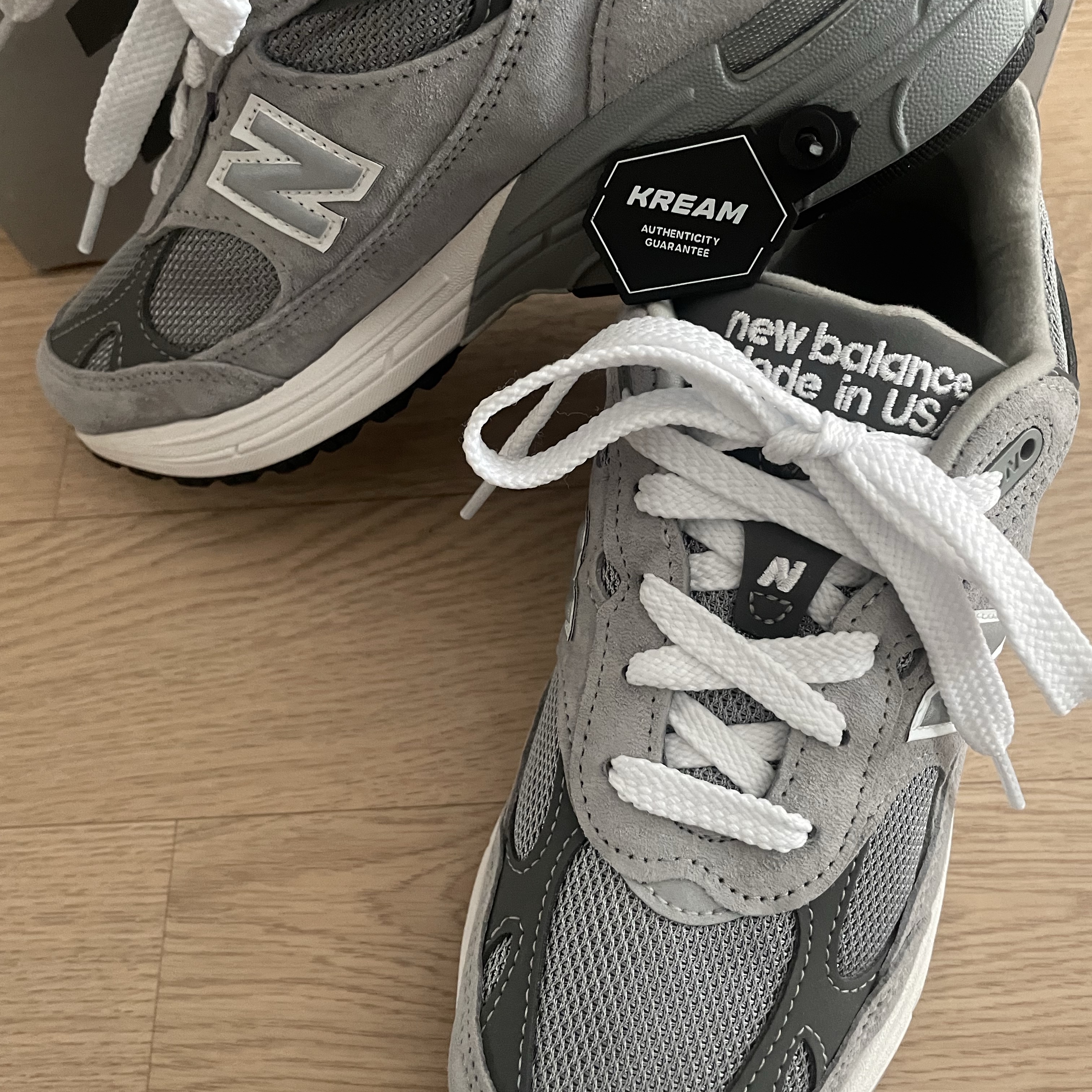(W) New Balance 993 Made in USA Grey - B Standard 착용 스타일 - 4