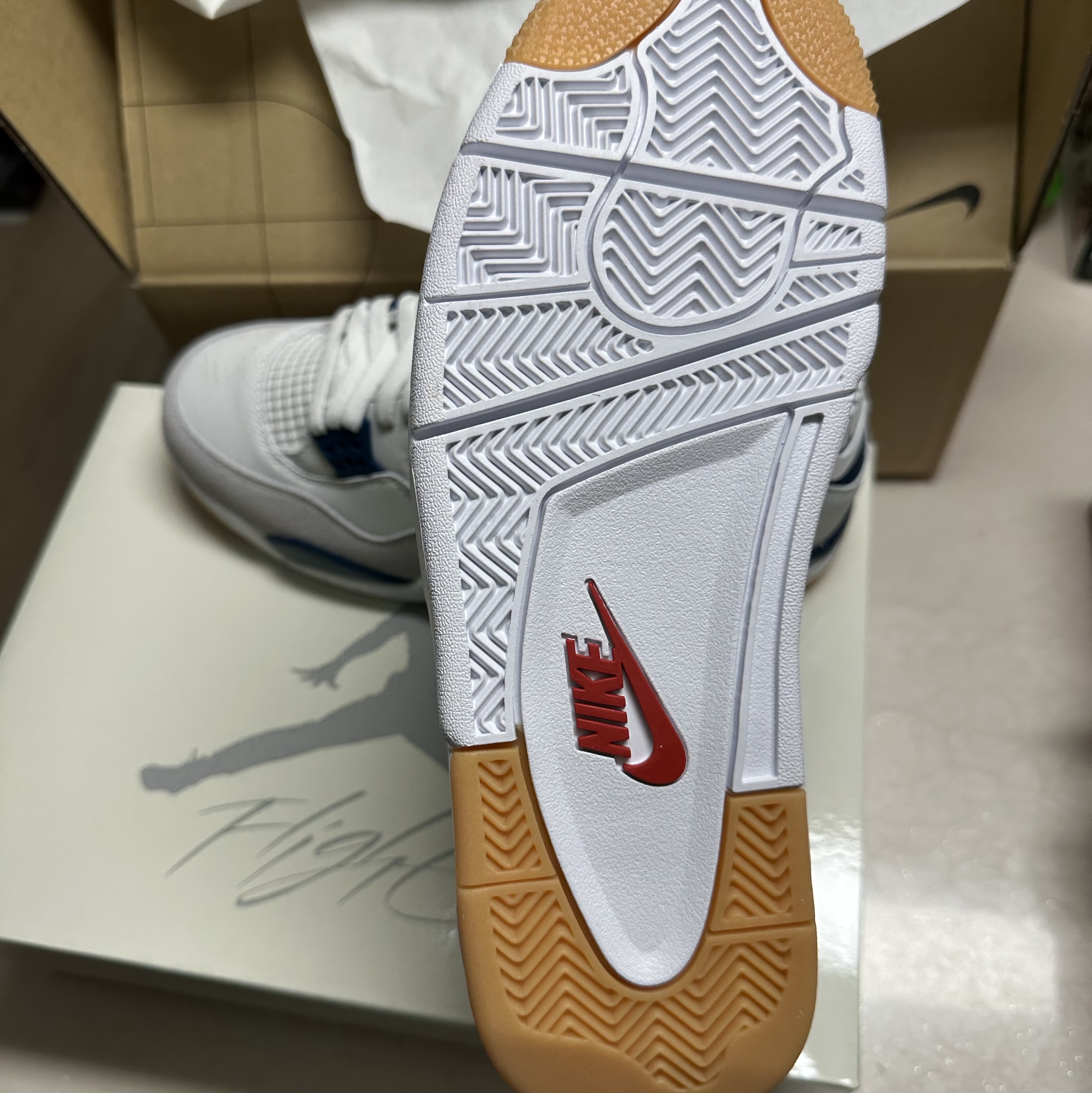 Jordan 4 x Nike SB Retro SP Navy 착용 스타일 - 6