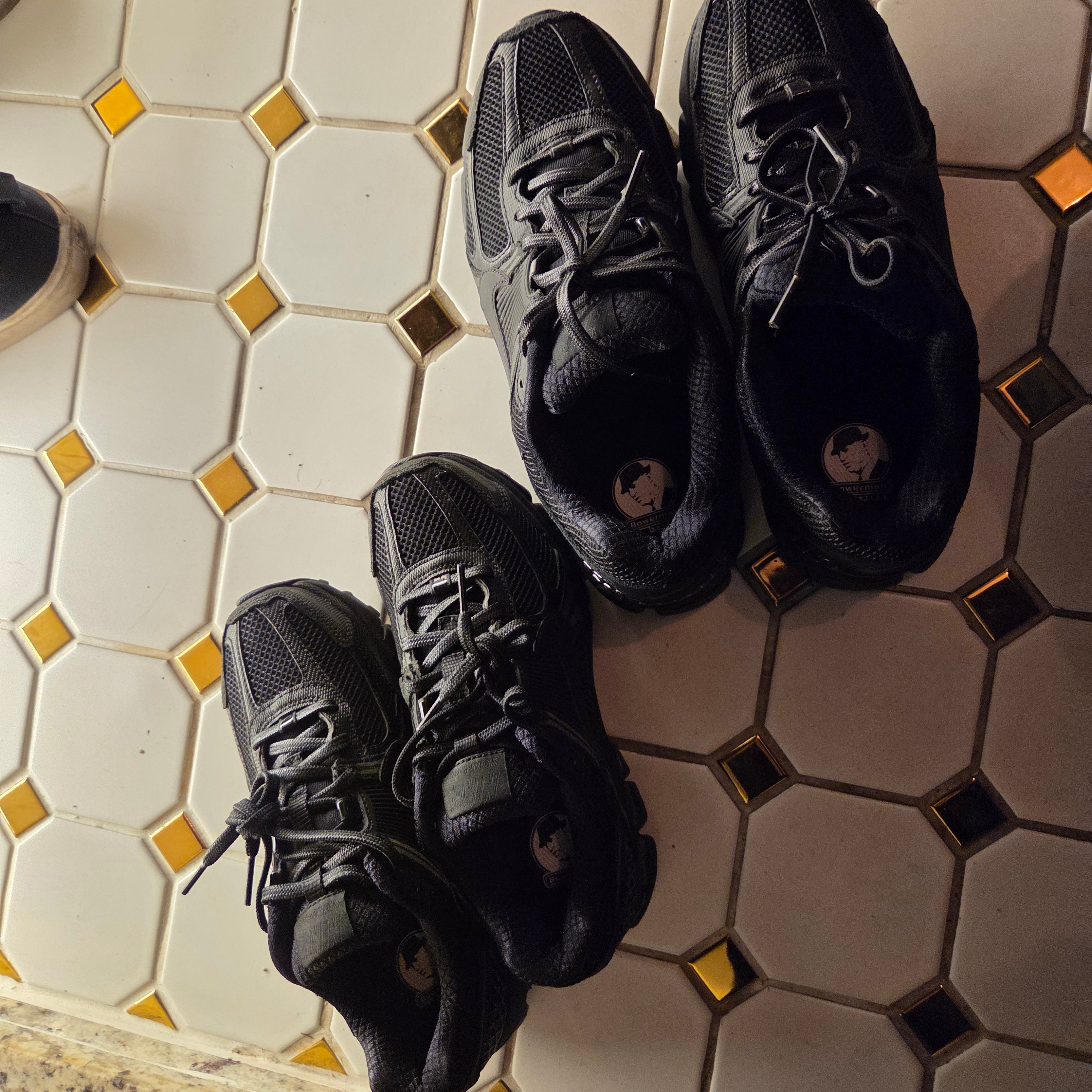 Nike Zoom Vomero 5 SP Black 착용 스타일