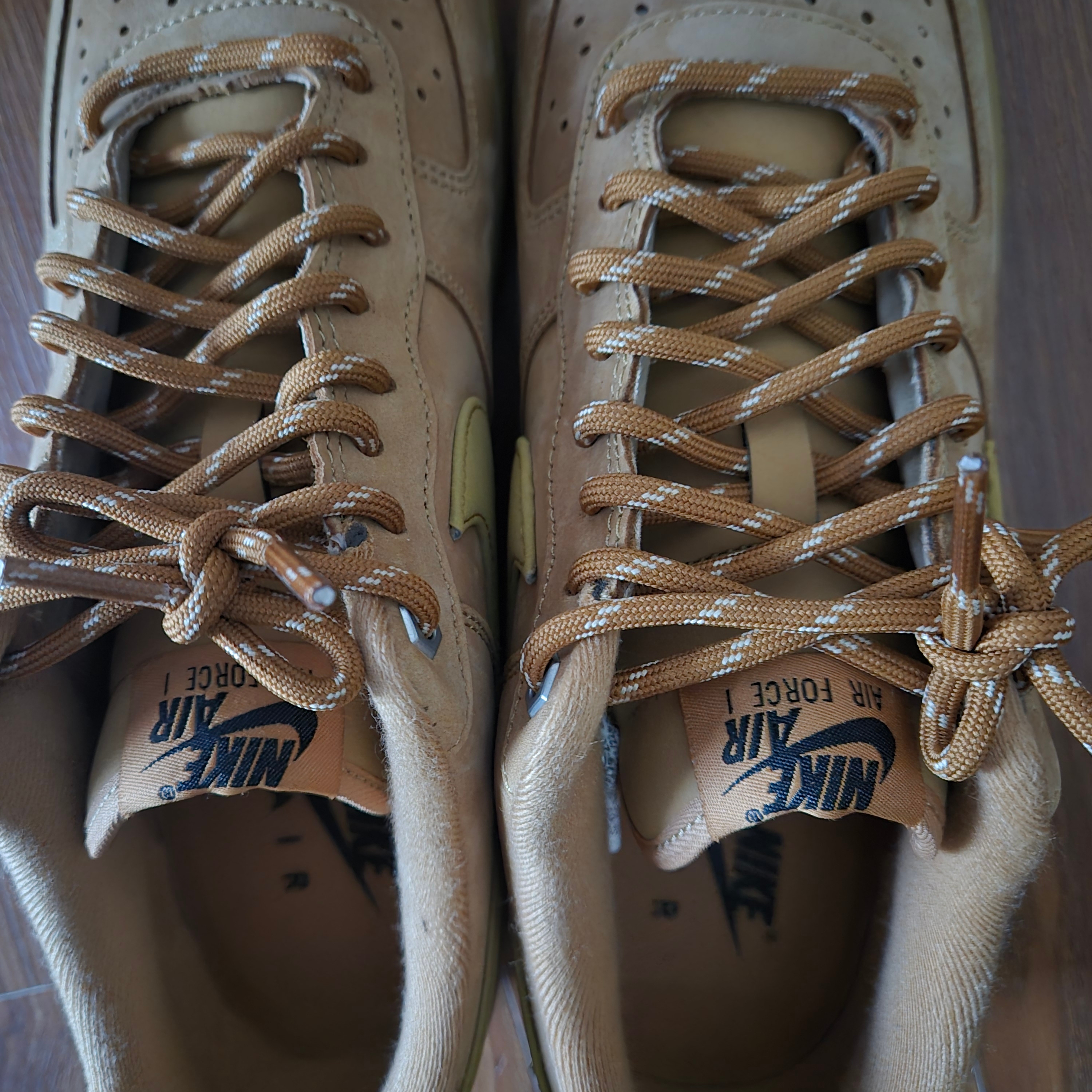 Nike Air Force 1 '07 WB Flax 착용 스타일