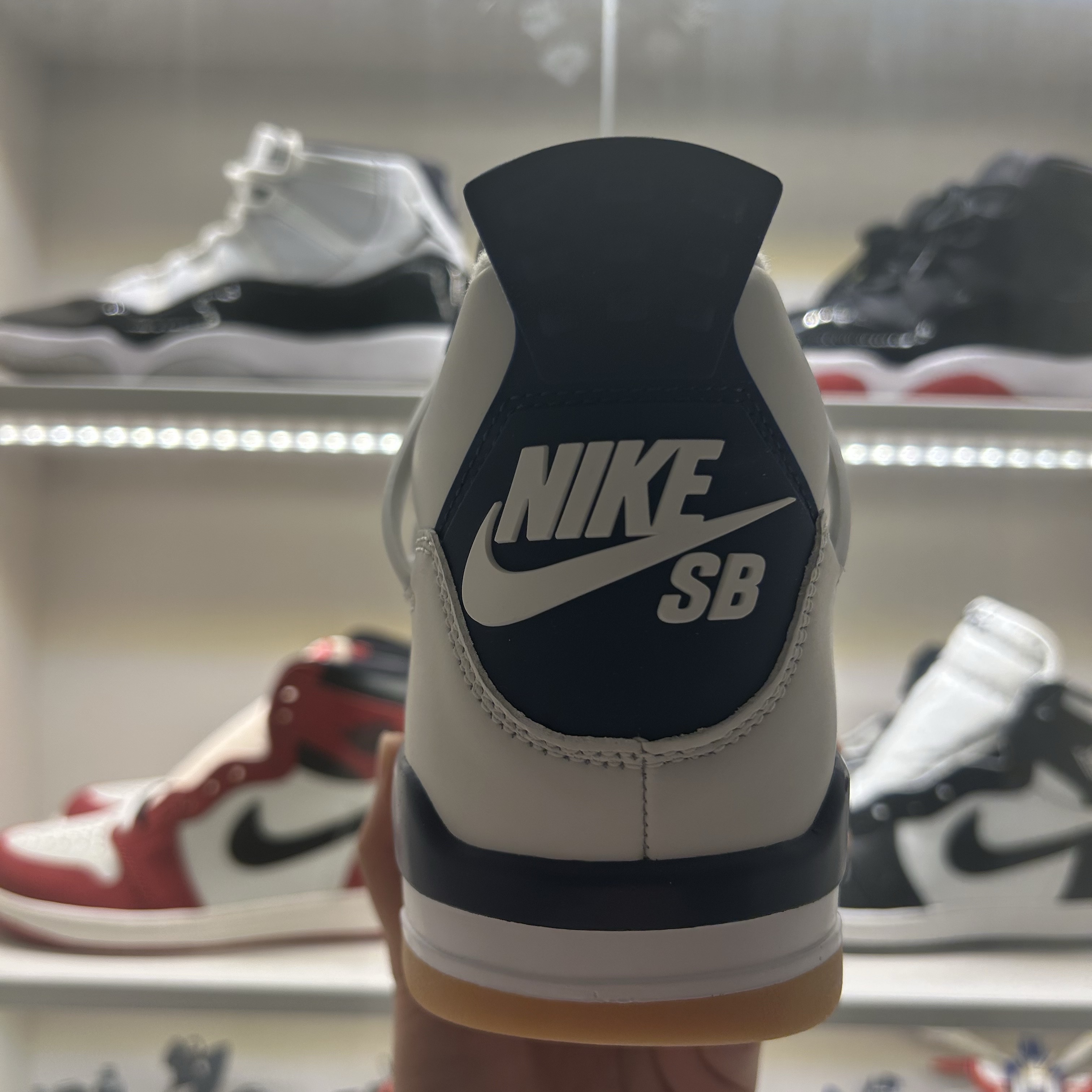 Jordan 4 x Nike SB Retro SP Navy 착용 스타일