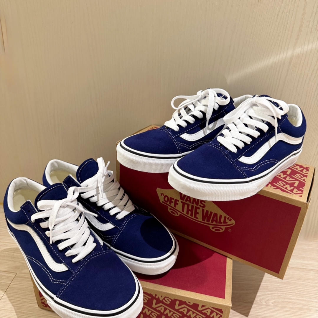 Vans Old Skool Color Theory Beacon Blue 착용 스타일