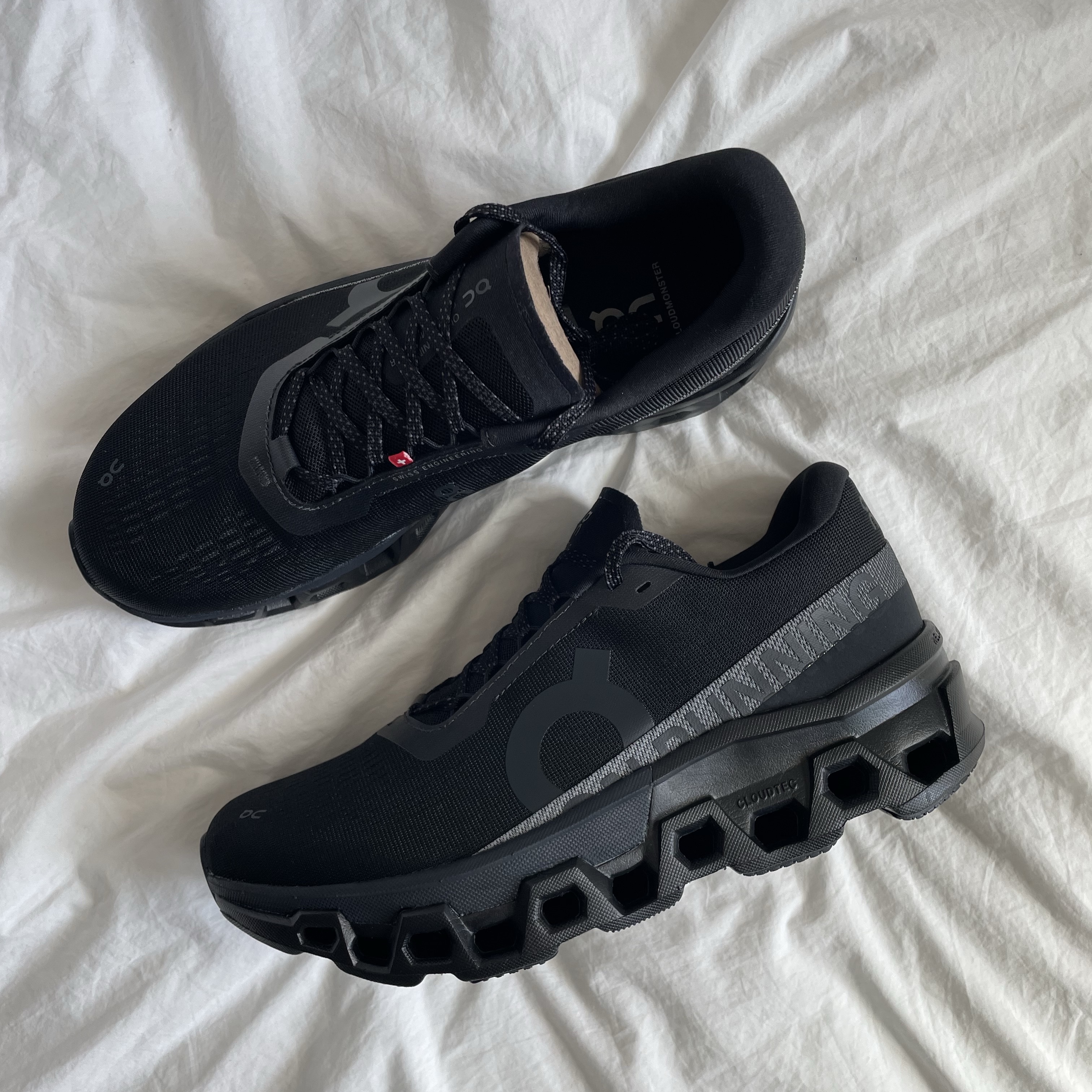 On Running Cloudmonster 2 Black 착용 스타일