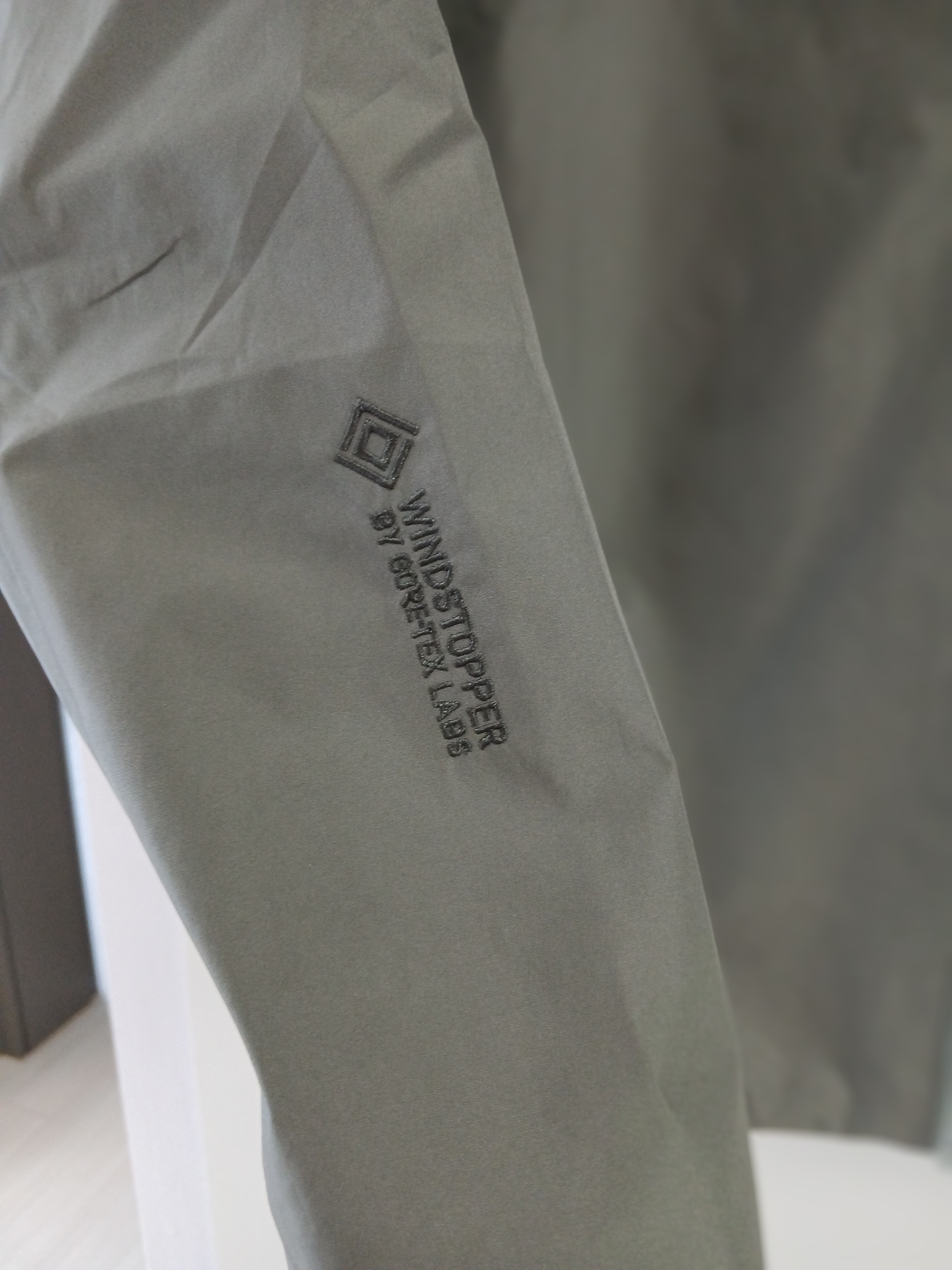 Arc'teryx Solano Hoody Black, Arc'teryx Solano Hoody Black 착용 스타일 - 5