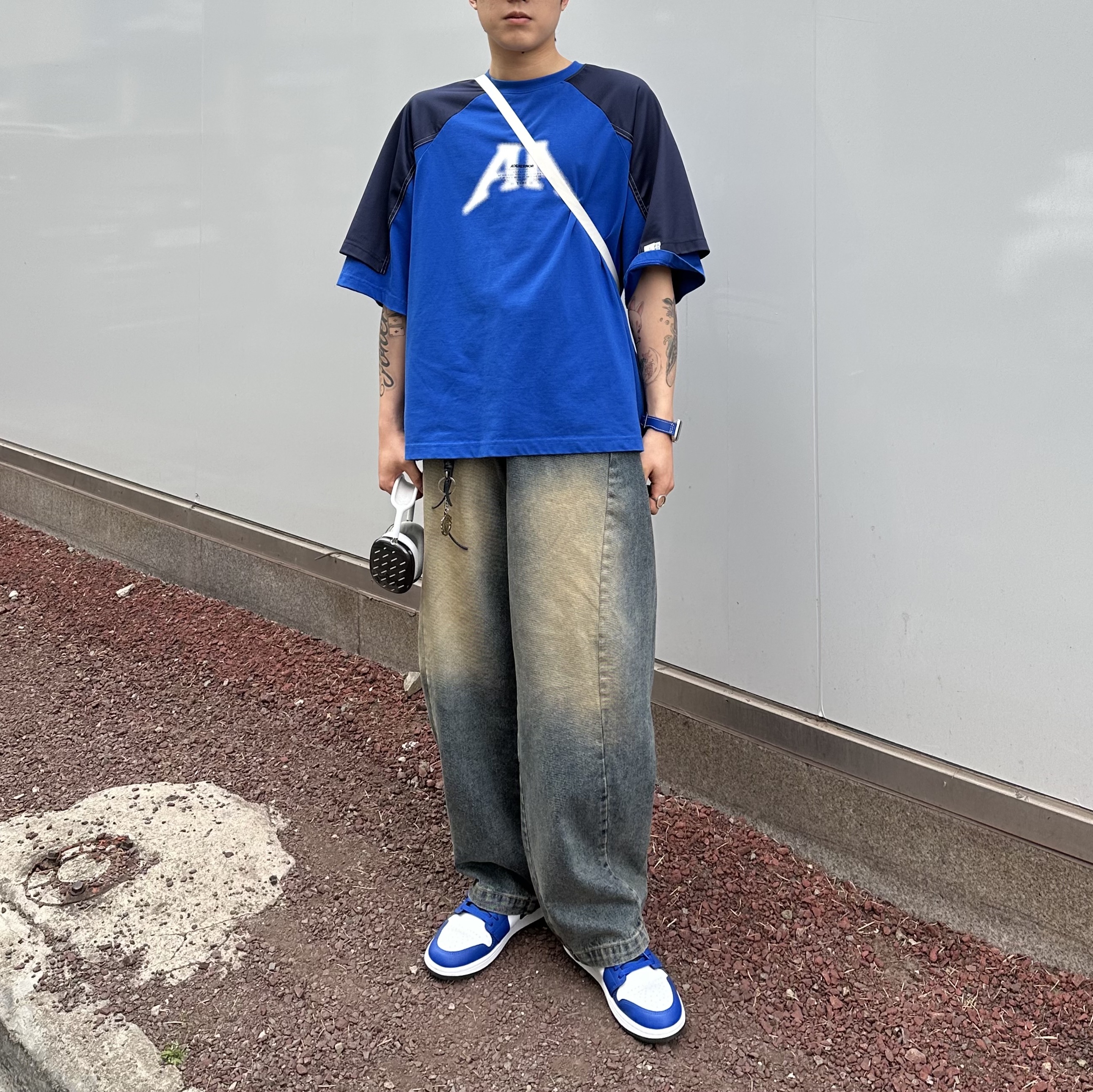 Arc'teryx Mantis 1 Waistpack Orca, Ader Error Nolc Logo Raglan T-Shirt Z-Blue 착용 스타일 - 2
