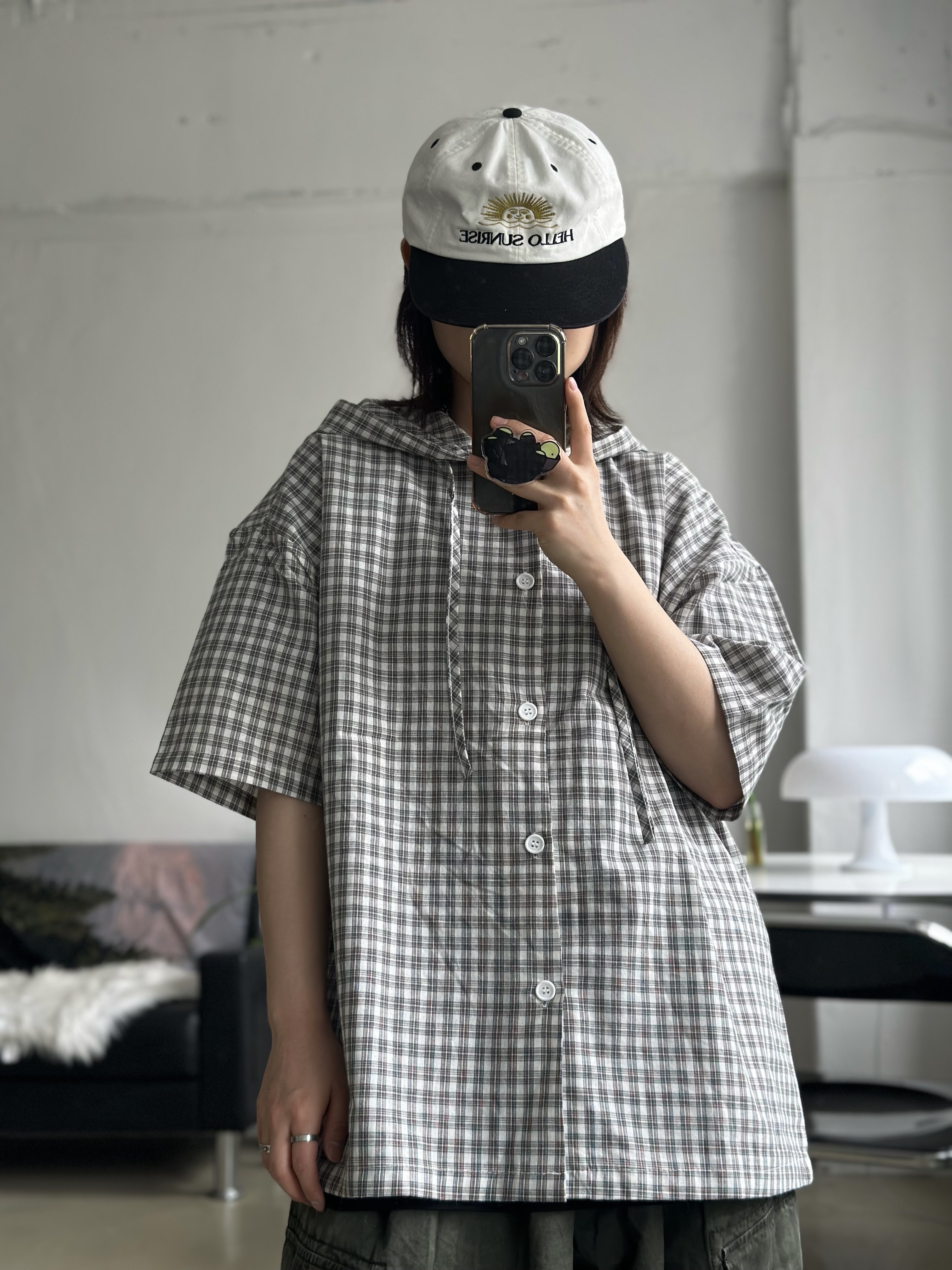 Hello Sunrise  Two Tone Washed OG Logo 6panel Cap Off White & Black, Adidas Superstar Core Black White 착용 스타일 - 8