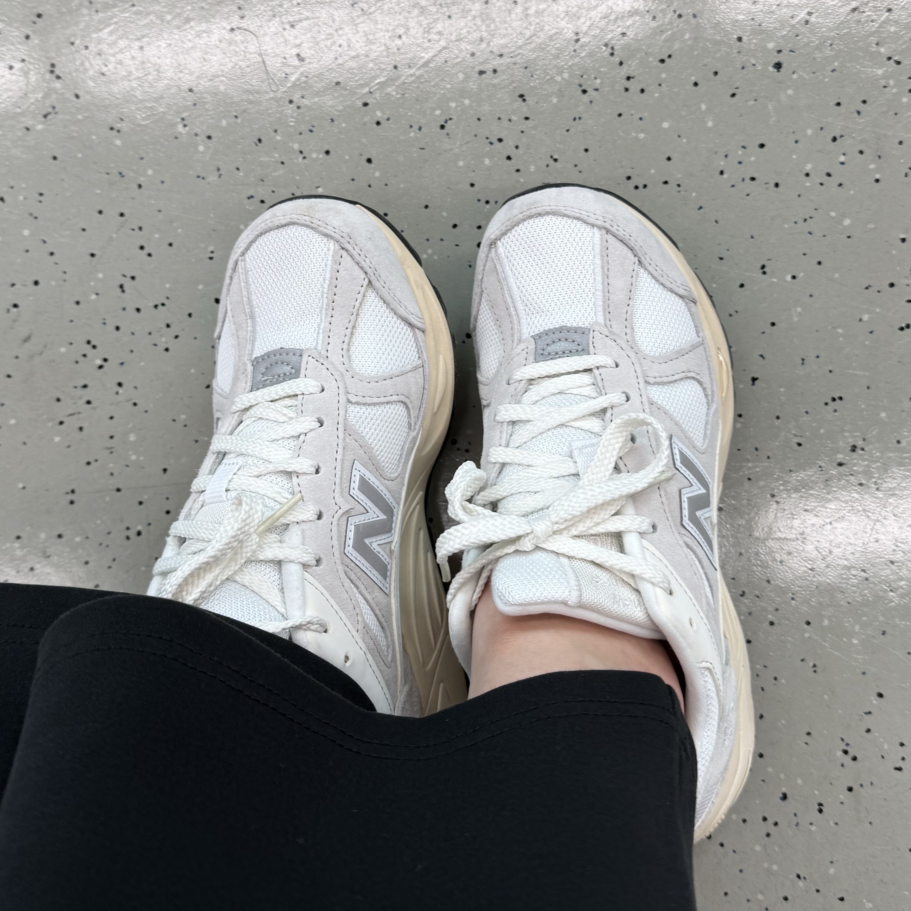 New Balance 878 Nimbus Cloud 착용 스타일