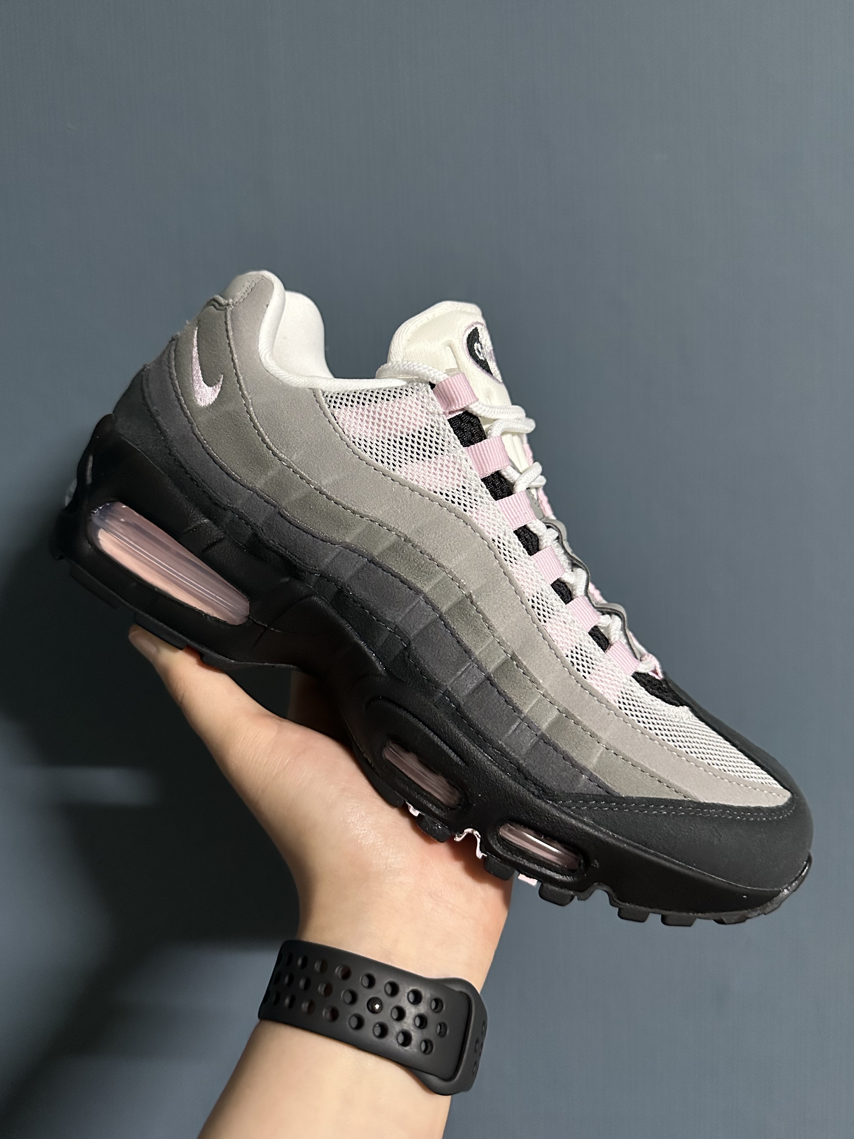 (W) Nike Air Max 95 Pink Foam 착용 스타일