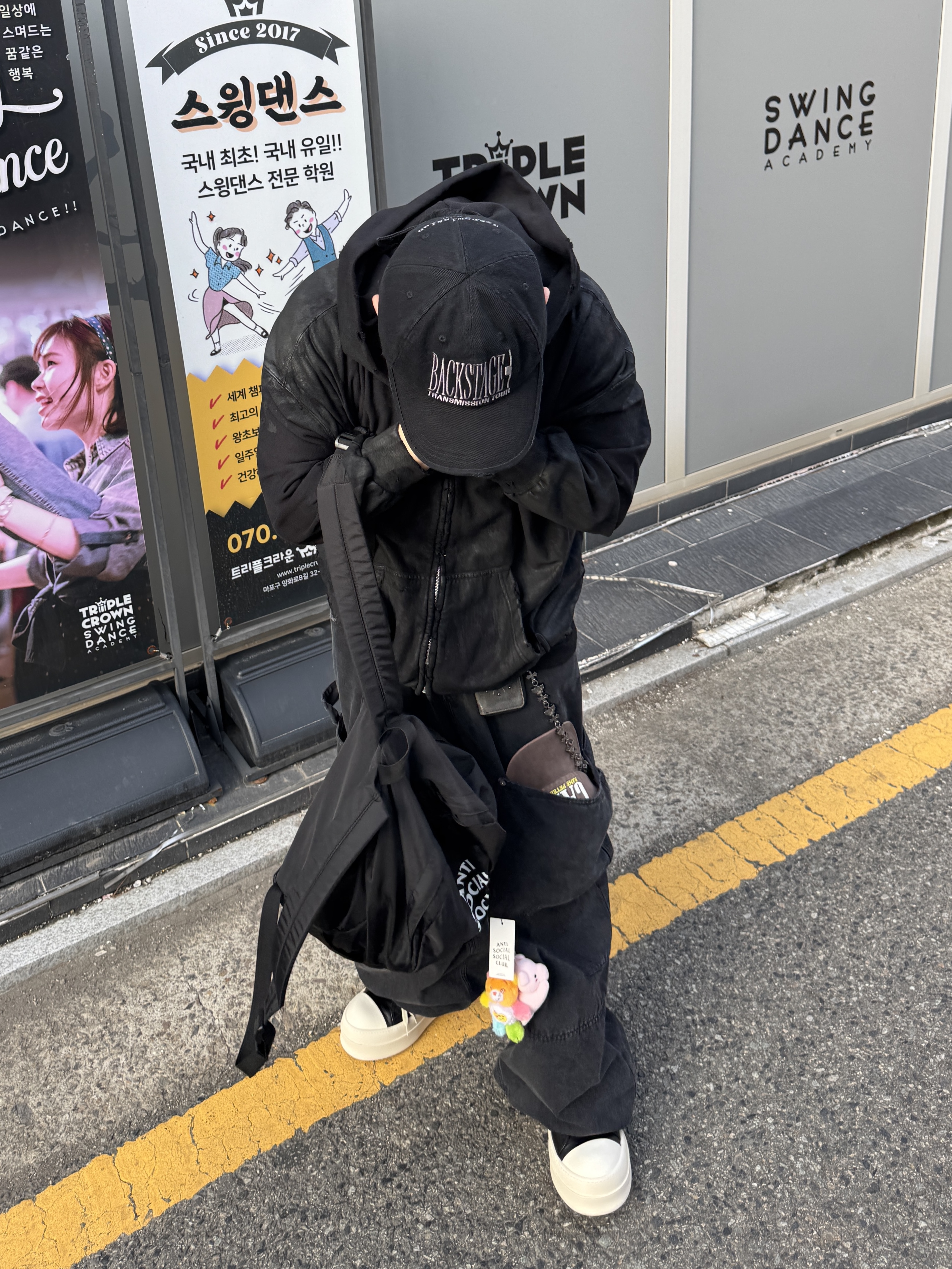 Rick Owens Luxor Mega Bumper Sneakers Black Milk, Balenciaga Gaffer Zip-Up Hoodie Small Fit Black 착용 스타일