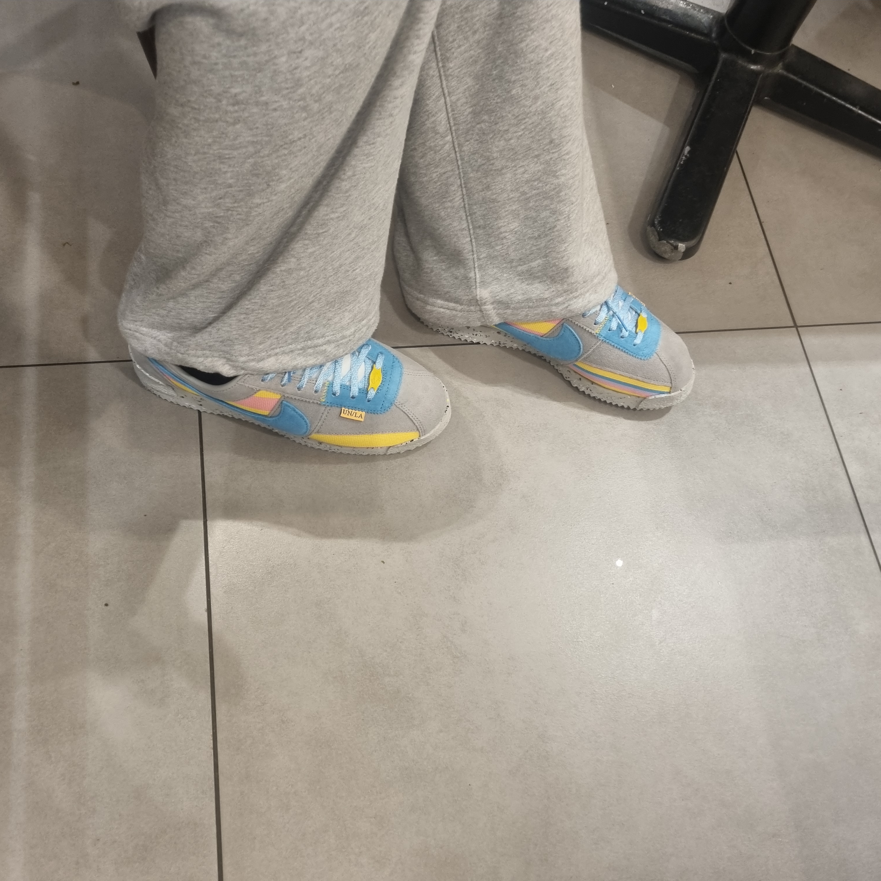 Nike x Union Cortez SP Light Smoke 착용 스타일 - 1