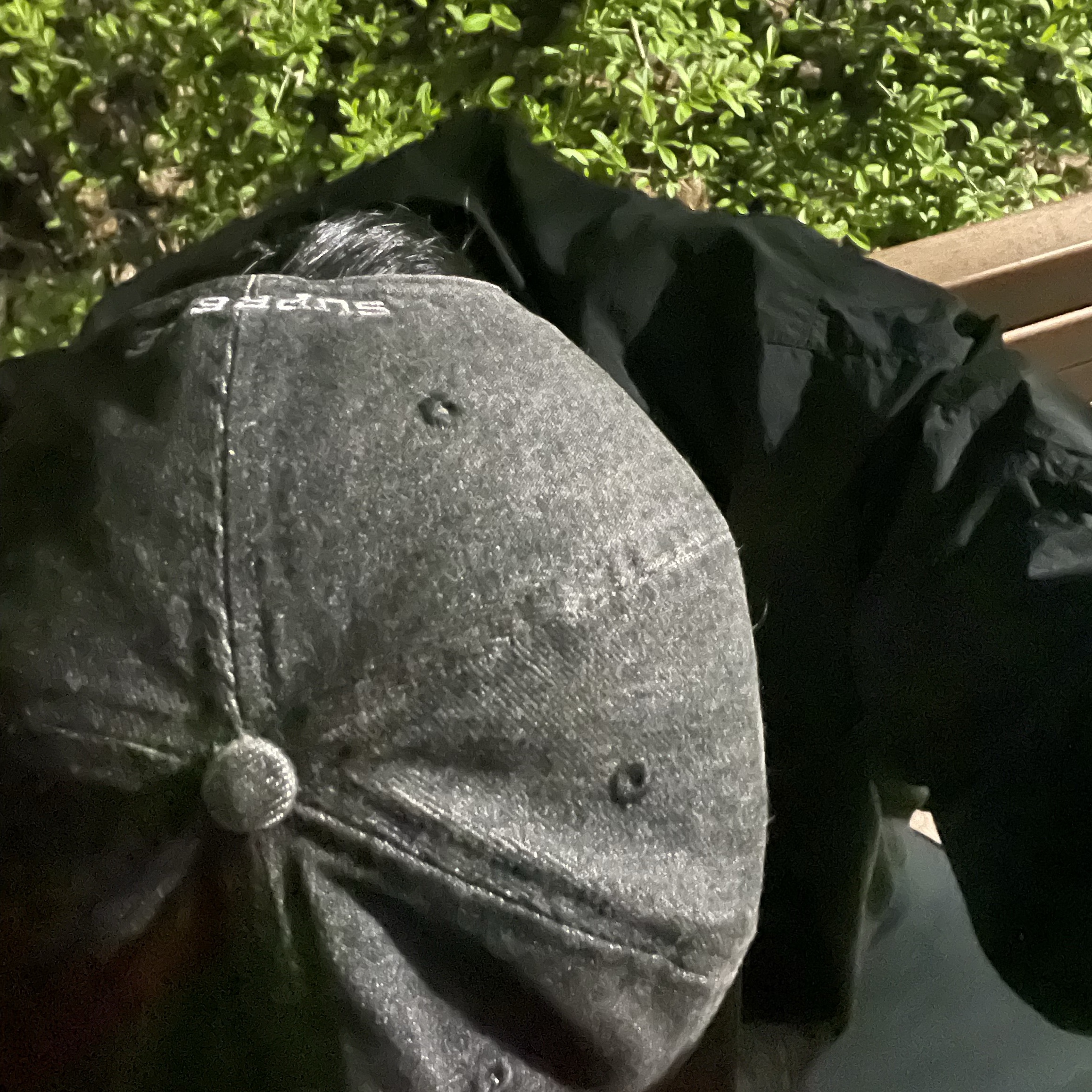 Supreme Kevlar Denim S Logo 6-Panel Black - 22SS, moif x inapsquare City Dweller Parka Sand 착용 스타일 - 1