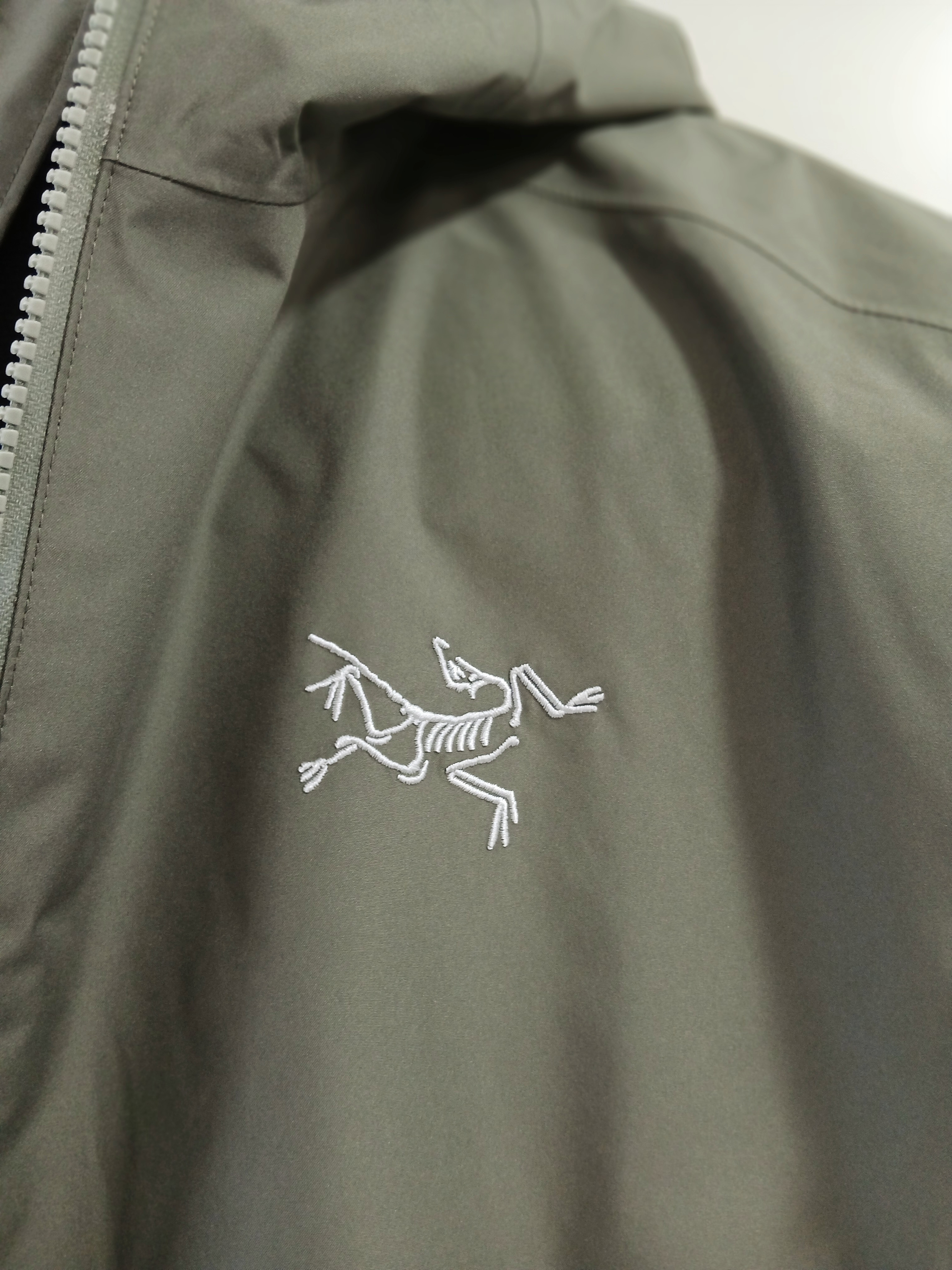 Arc'teryx Solano Hoody Black, Arc'teryx Solano Hoody Black 착용 스타일 - 9