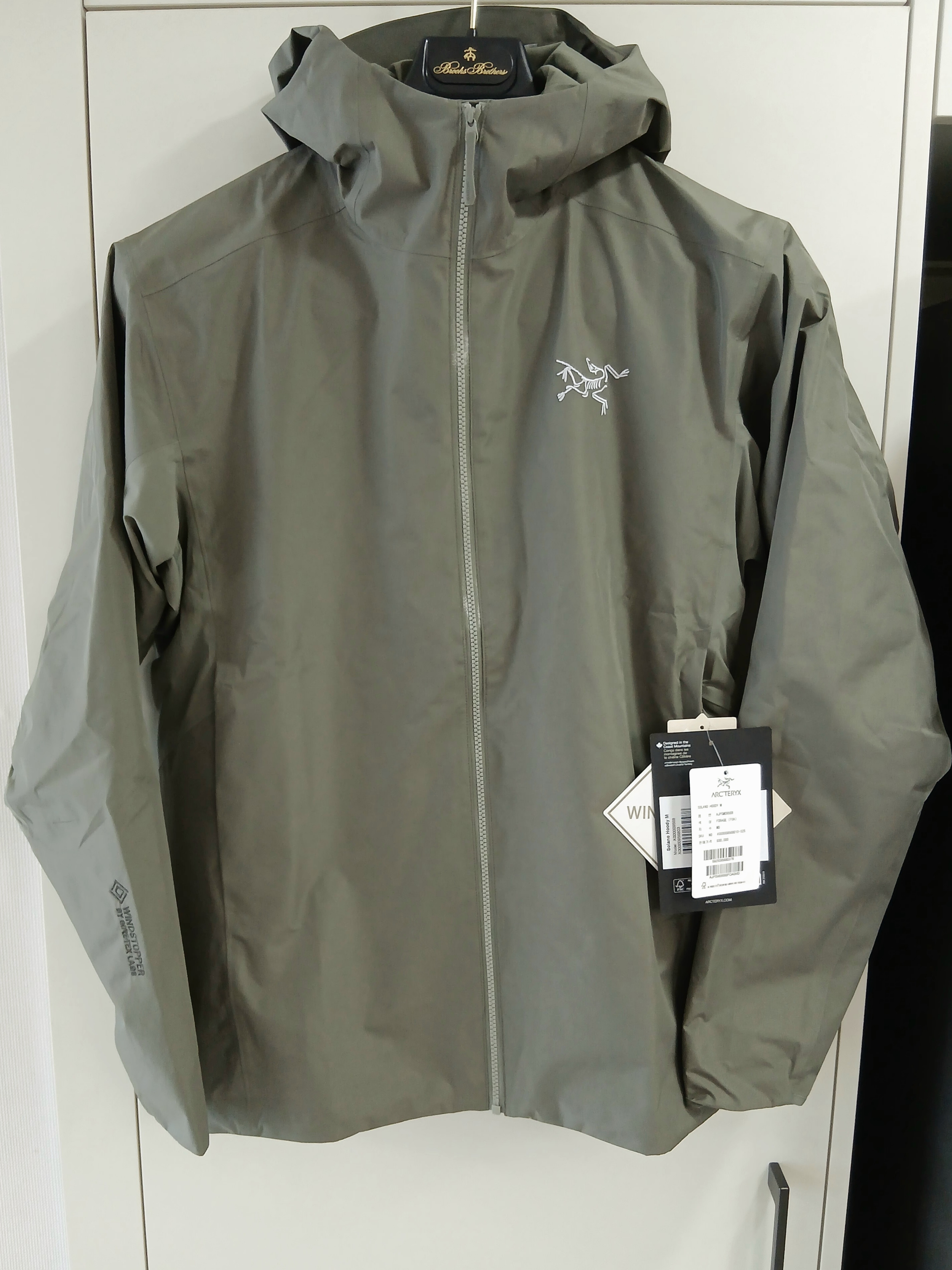 Arc'teryx Solano Hoody Black, Arc'teryx Solano Hoody Black 착용 스타일 - 1