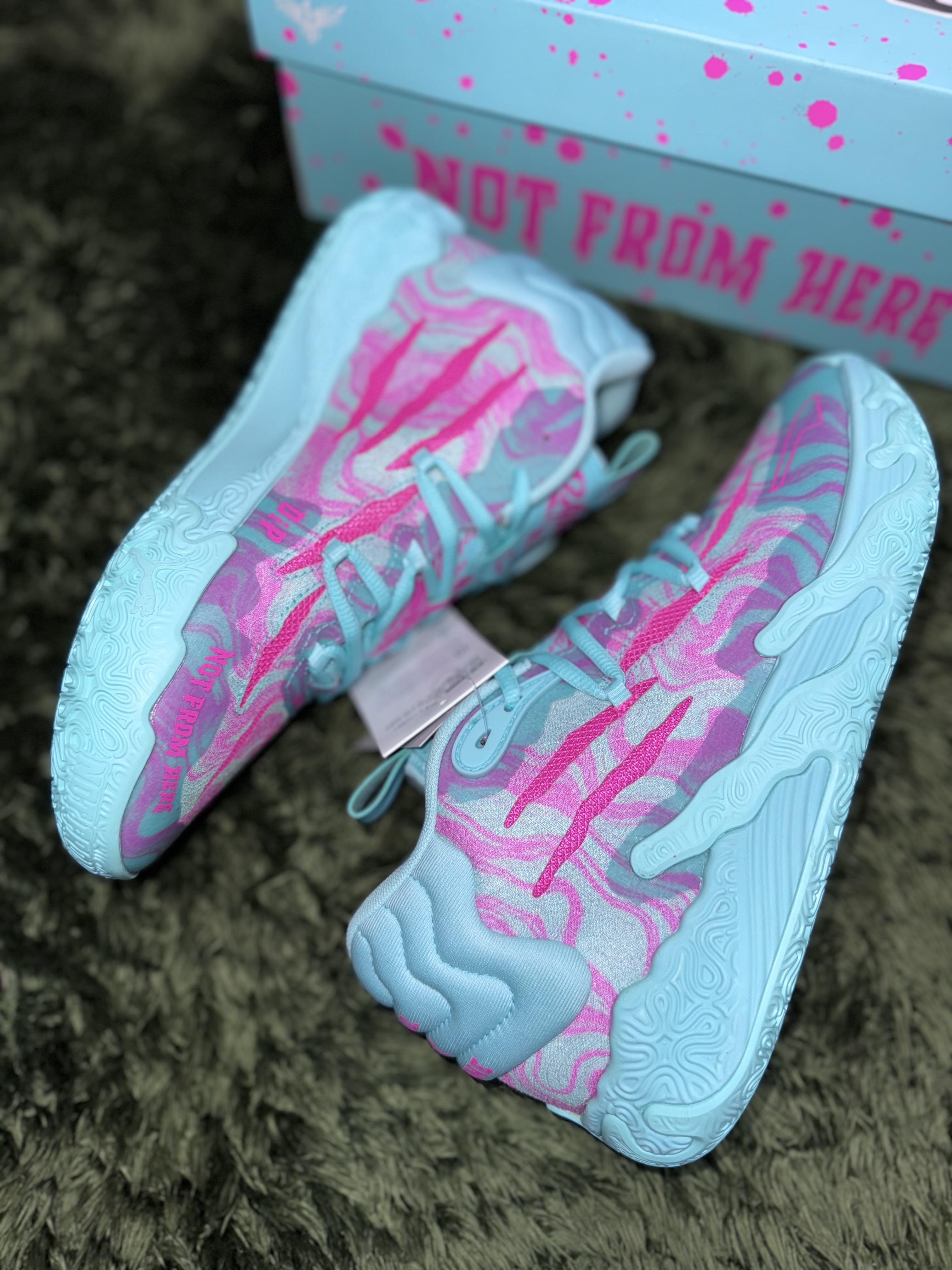 Puma MB.03 Miami Electric Peppermint 착용 스타일 - 5