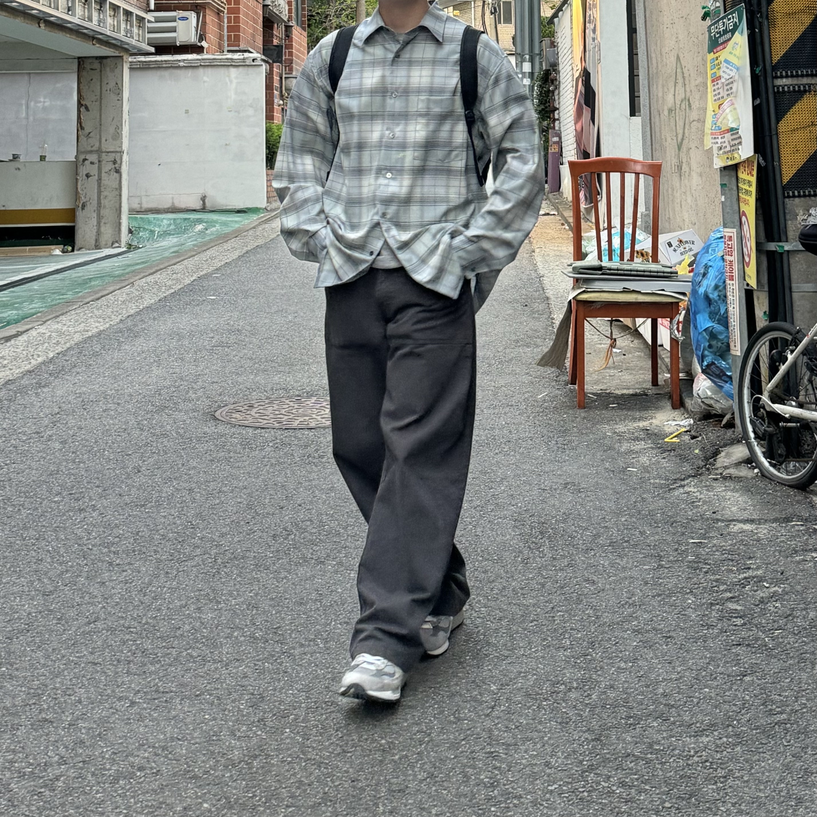 Auralee Super Light Wool Check Shirt Blue Green, Arc'teryx Heliad 15 Backpack Black 착용 스타일 - 2