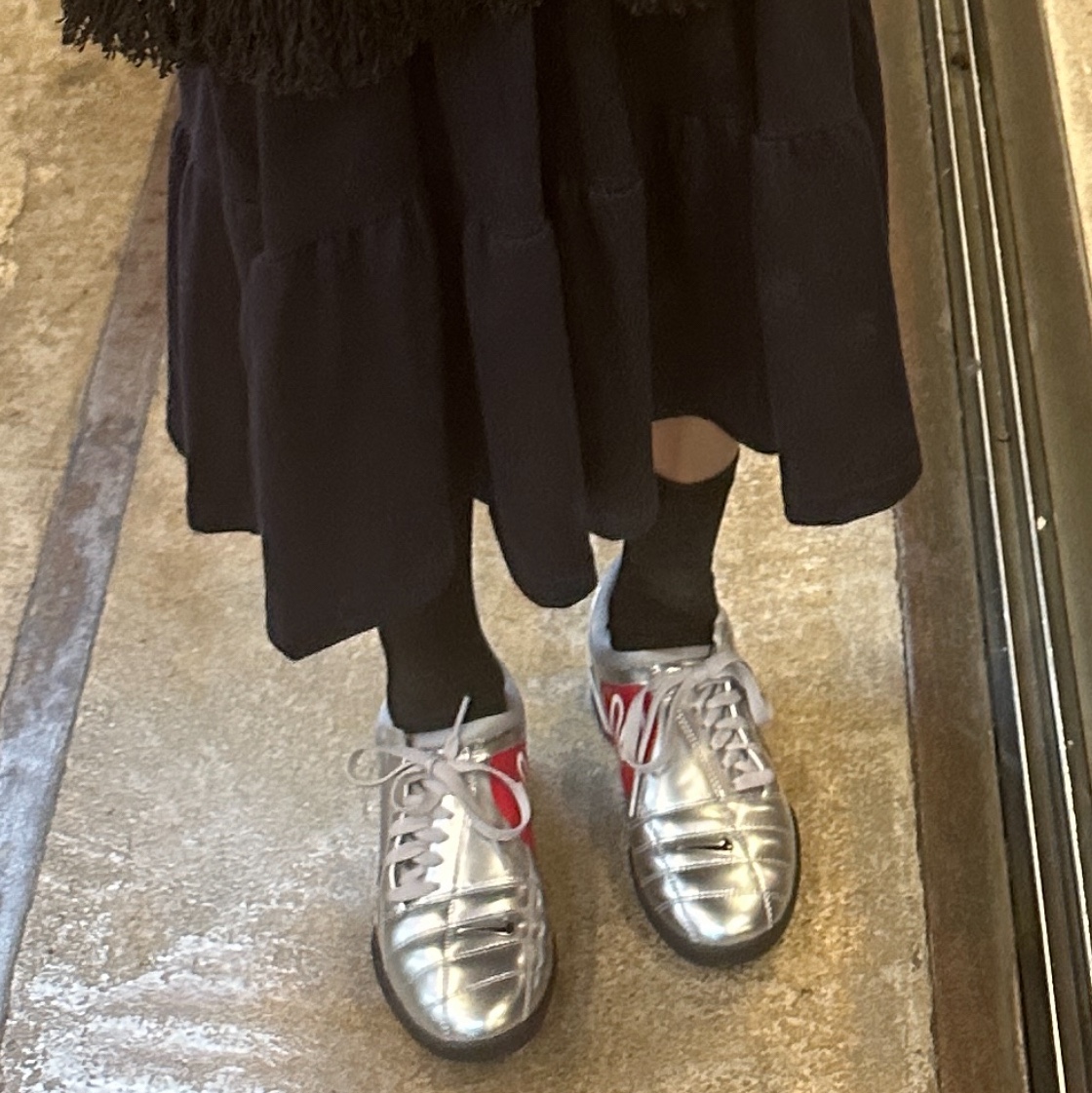 Nike Total 90 III SP Metallic Silver and Black 착용 스타일 - 2
