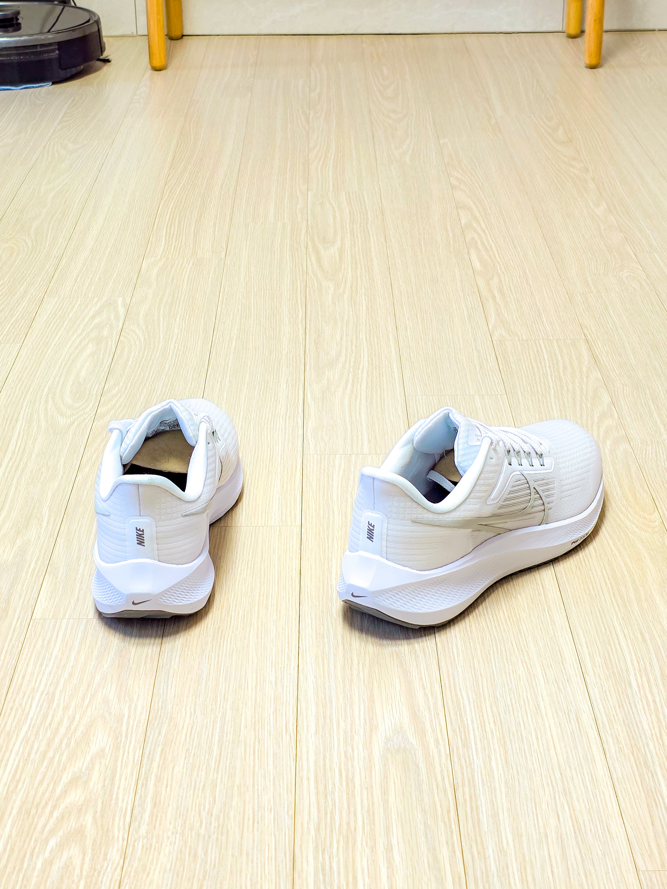Nike Air Zoom Pegasus 39 White Grey Fog 착용 스타일 - 7