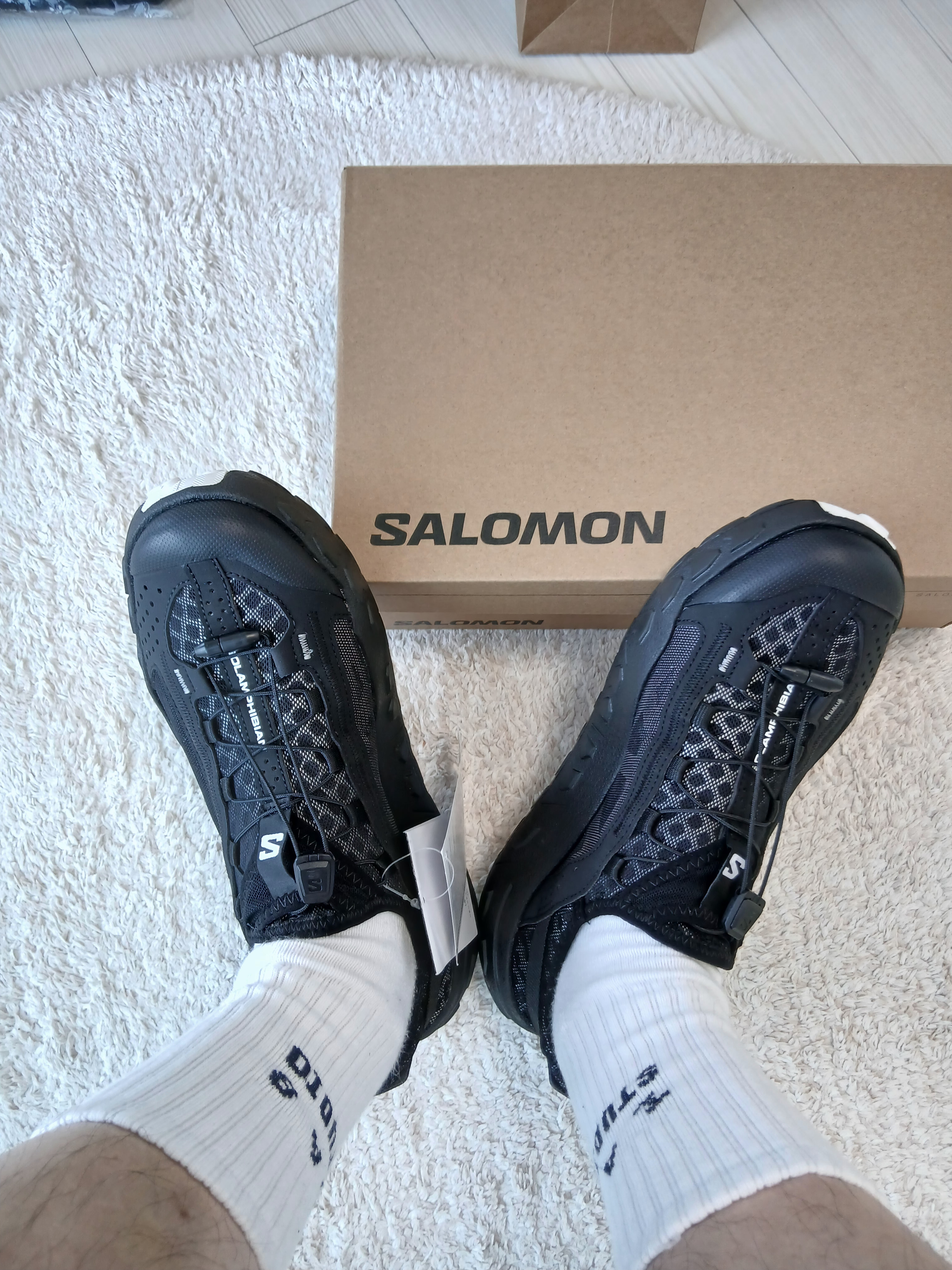IAB Studio Socks White Set, Salomon Solamphibian Black Alloy 착용 스타일 - 9