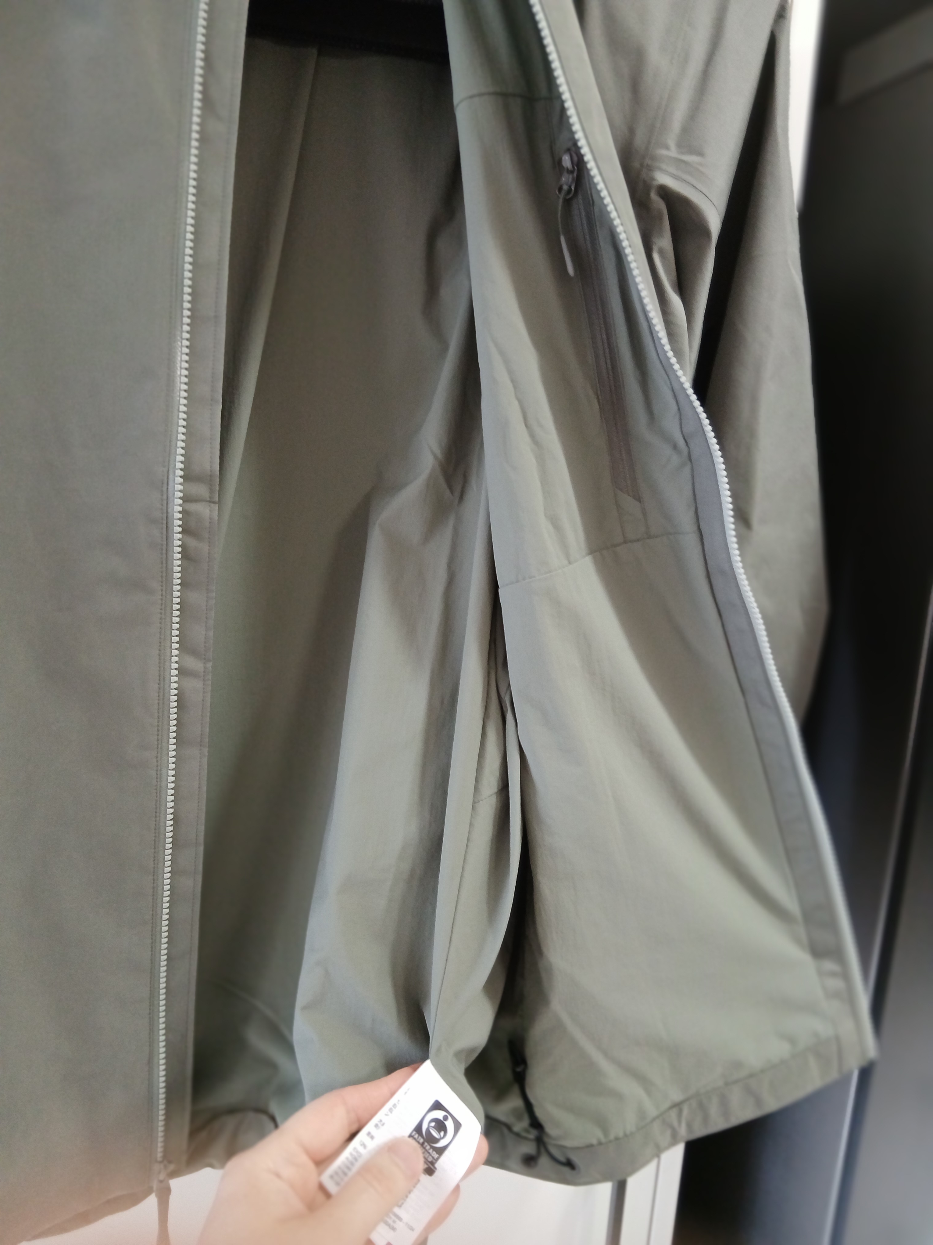 Arc'teryx Solano Hoody Black, Arc'teryx Solano Hoody Black 착용 스타일 - 6