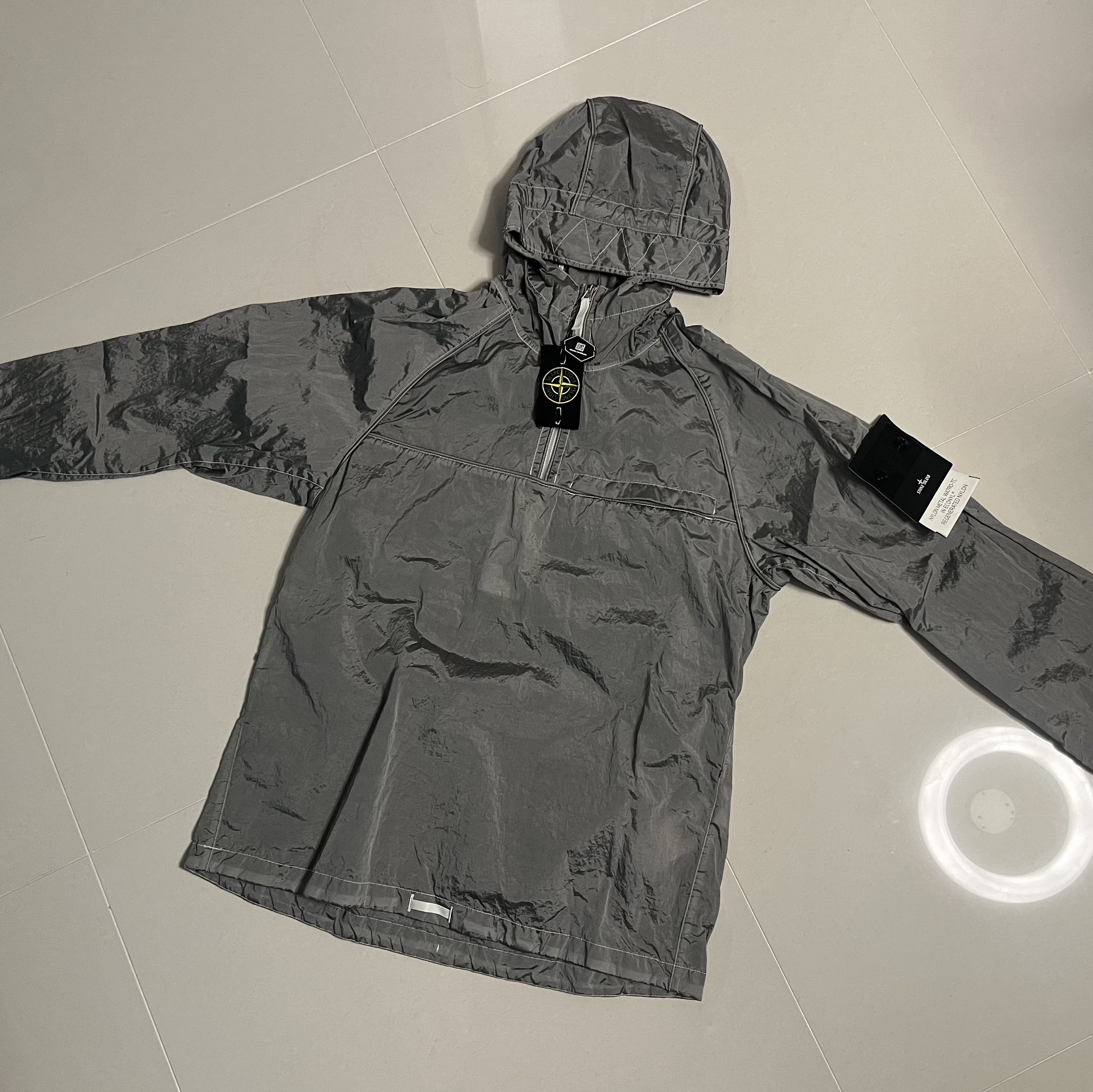 Stone Island 41720 Nylon Metal Garment Dyed Packable Hooded Blouson Ice - 22SS 착용 스타일