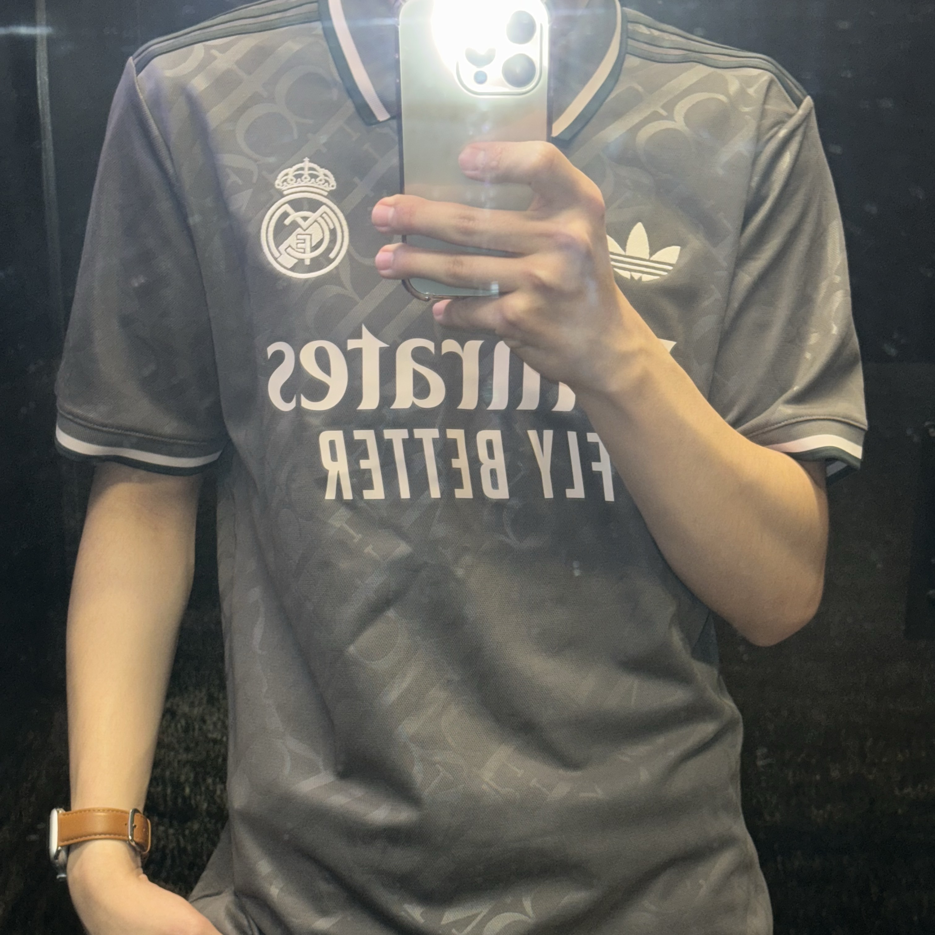 Adidas Real Madrid 2024/25 3rd Jersey Charcoal - KR Sizing (Non Marking Ver.) 착용 스타일