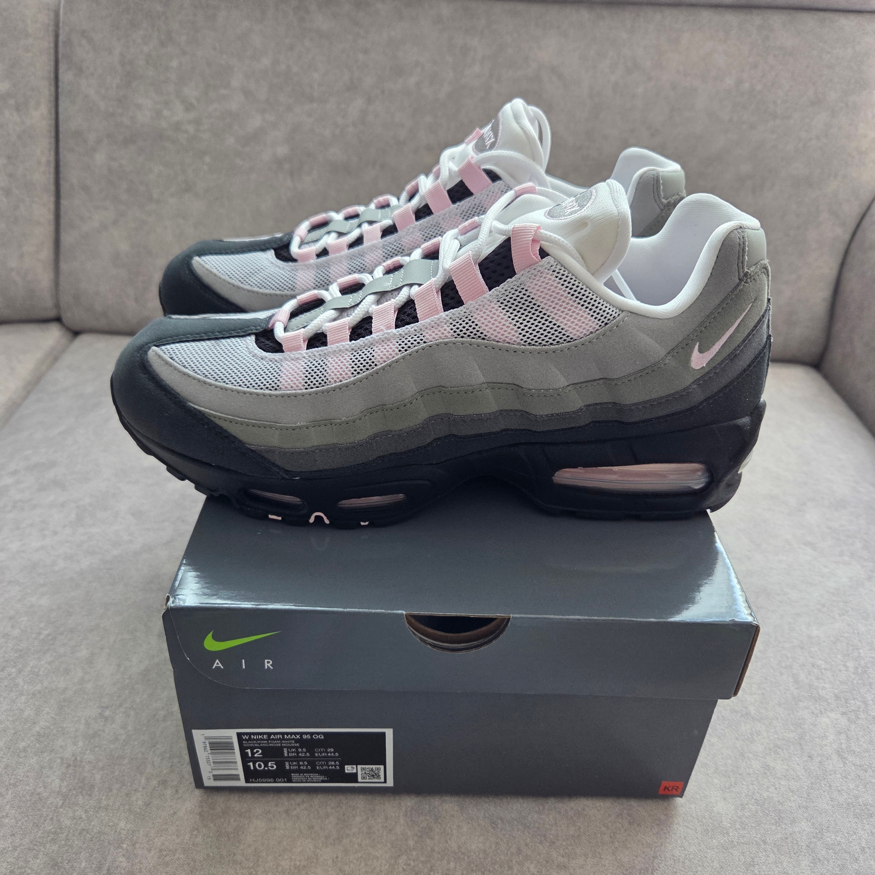 (W) Nike Air Max 95 Pink Foam 착용 스타일