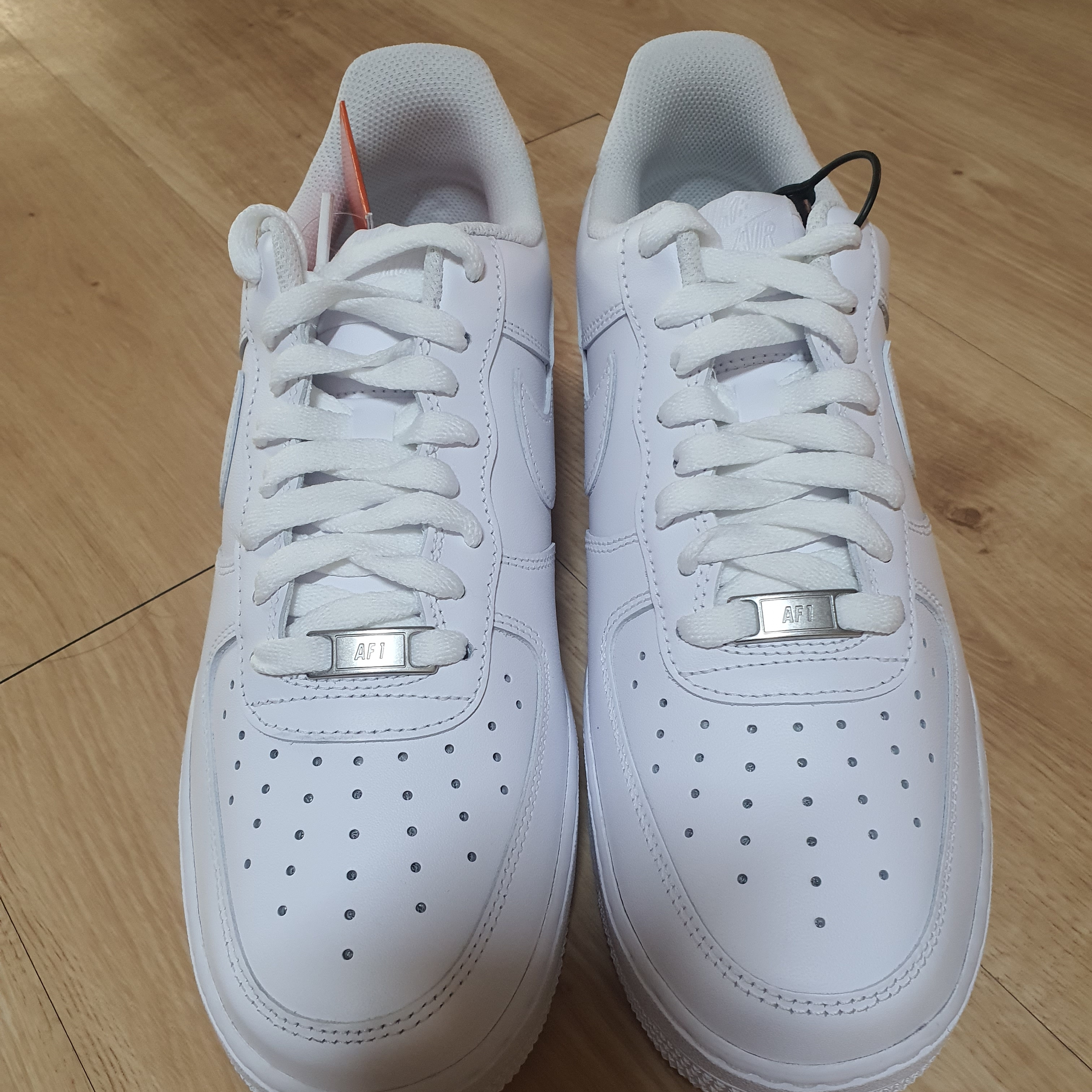 Nike Air Force 1 '07 Low White 착용 스타일 - 2